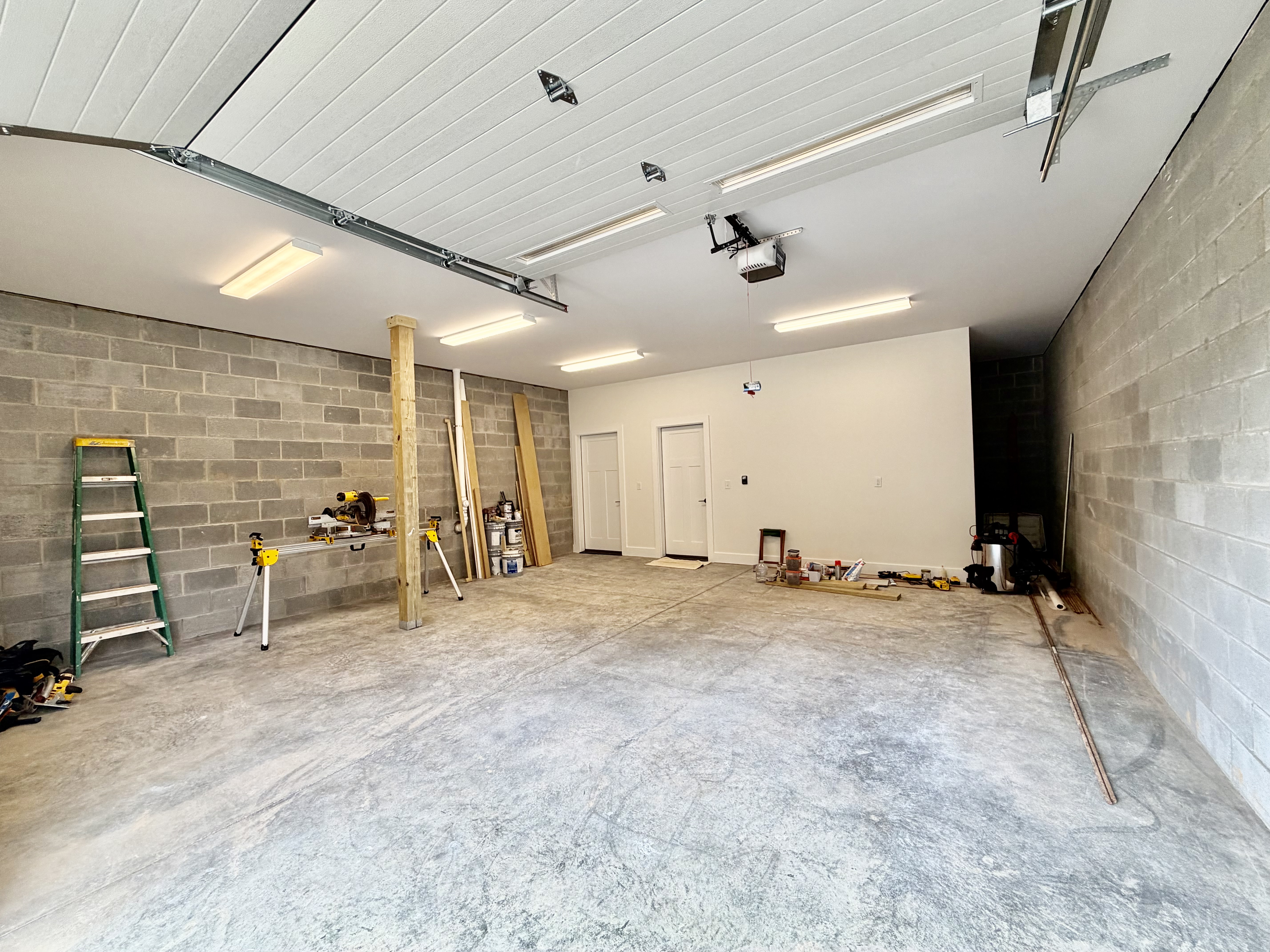 Mars Hill, North Carolina, 28754, United States, 3 Bedrooms Bedrooms, ,3 BathroomsBathrooms,Residential,For Sale,1984303