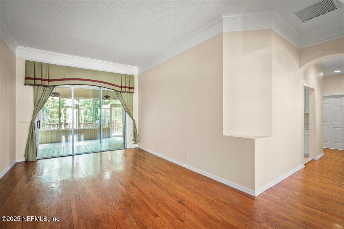 Jacksonville, Florida, 32256, United States, 5 Bedrooms Bedrooms, ,3 BathroomsBathrooms,Residential,For Sale,1975444