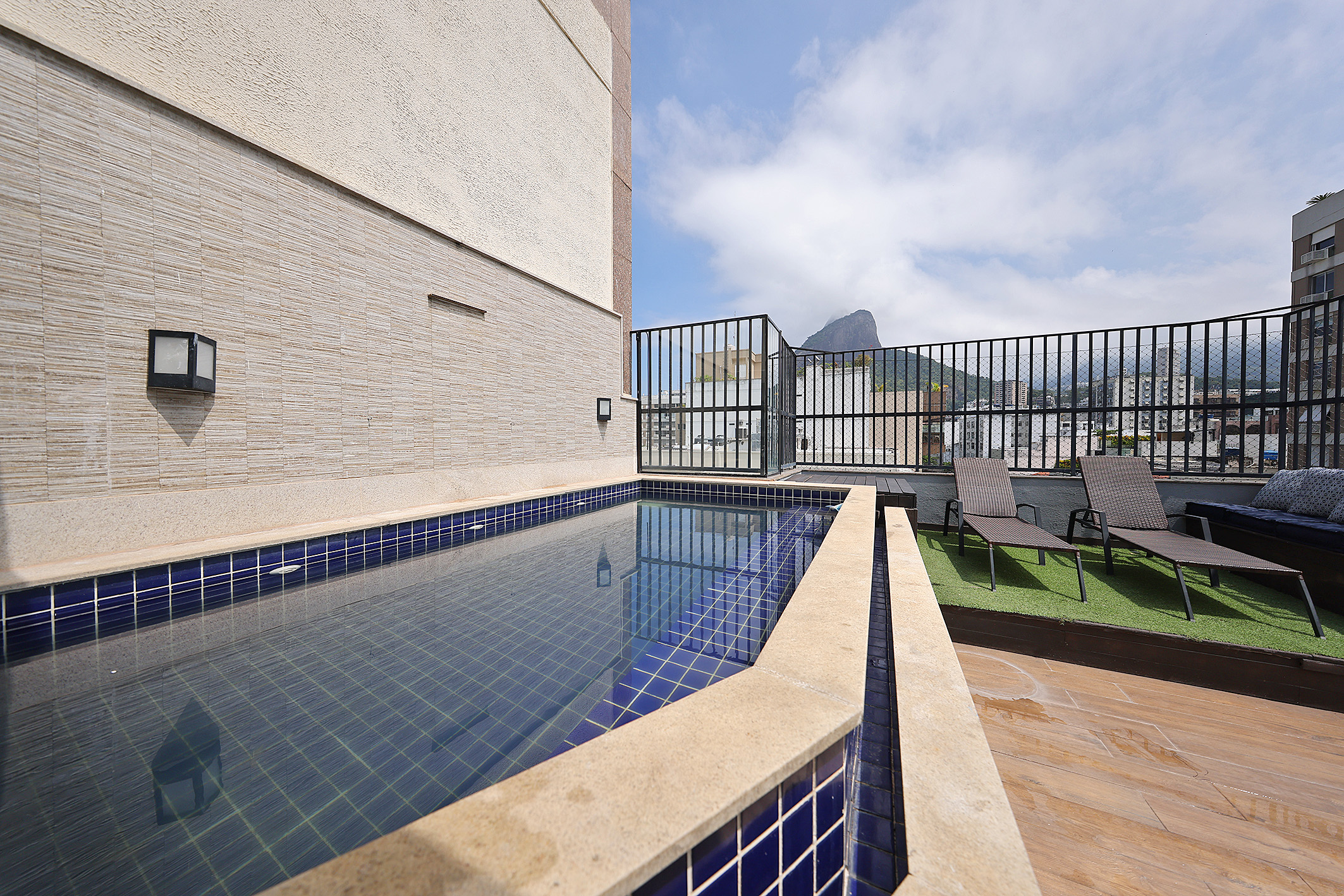  Duplex penthouse with terrace, pool, and gourmet area just steps from the beach - 物件實景