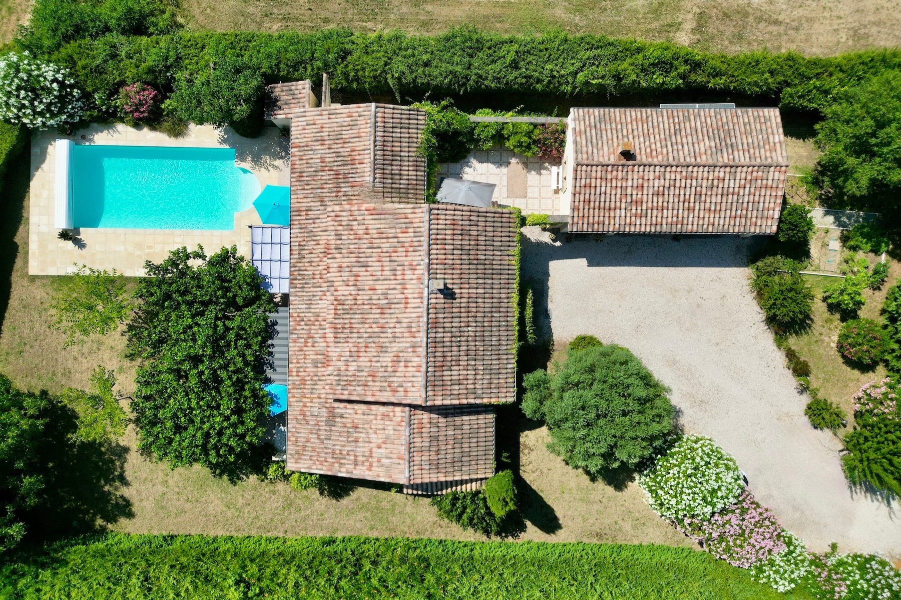  Exceptional Provençal Property – 128 m² – Cévennes Views – 7 km from Uzès - 物件實景