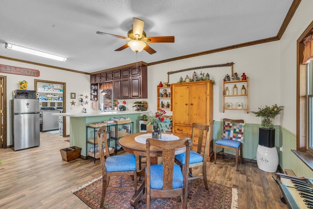 Hayesville, North Carolina, 28904, United States, 3 Bedrooms Bedrooms, ,3 BathroomsBathrooms,Residential,For Sale,1834730