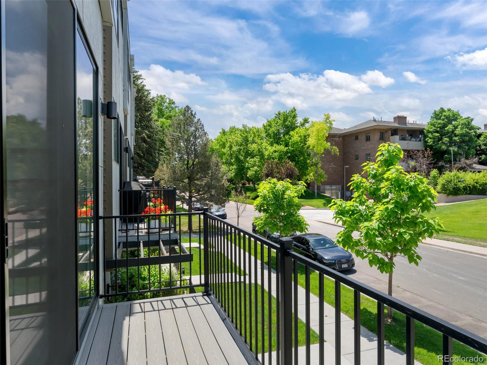 Lakewood, Colorado, 80214, United States, 3 Bedrooms Bedrooms, ,3 BathroomsBathrooms,Residential,For Sale,1866622