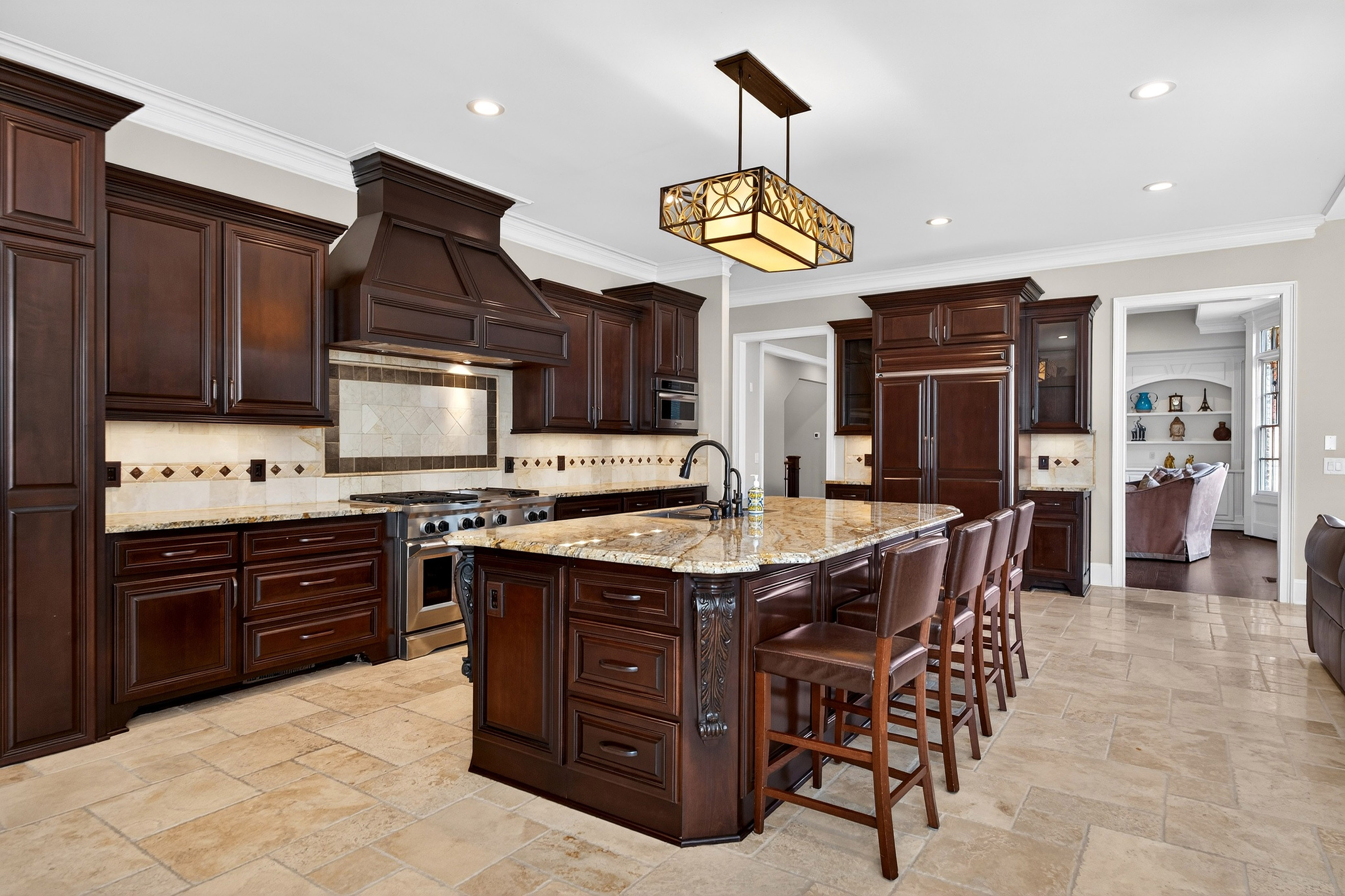  Elegant Home Offering Luxury, Functionality, and Privacy - 物件實景