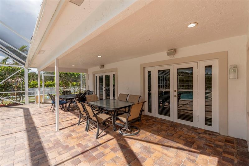 Parkland, Florida, 33067, United States, 5 Bedrooms Bedrooms, ,4 BathroomsBathrooms,Residential,For Sale,1990344