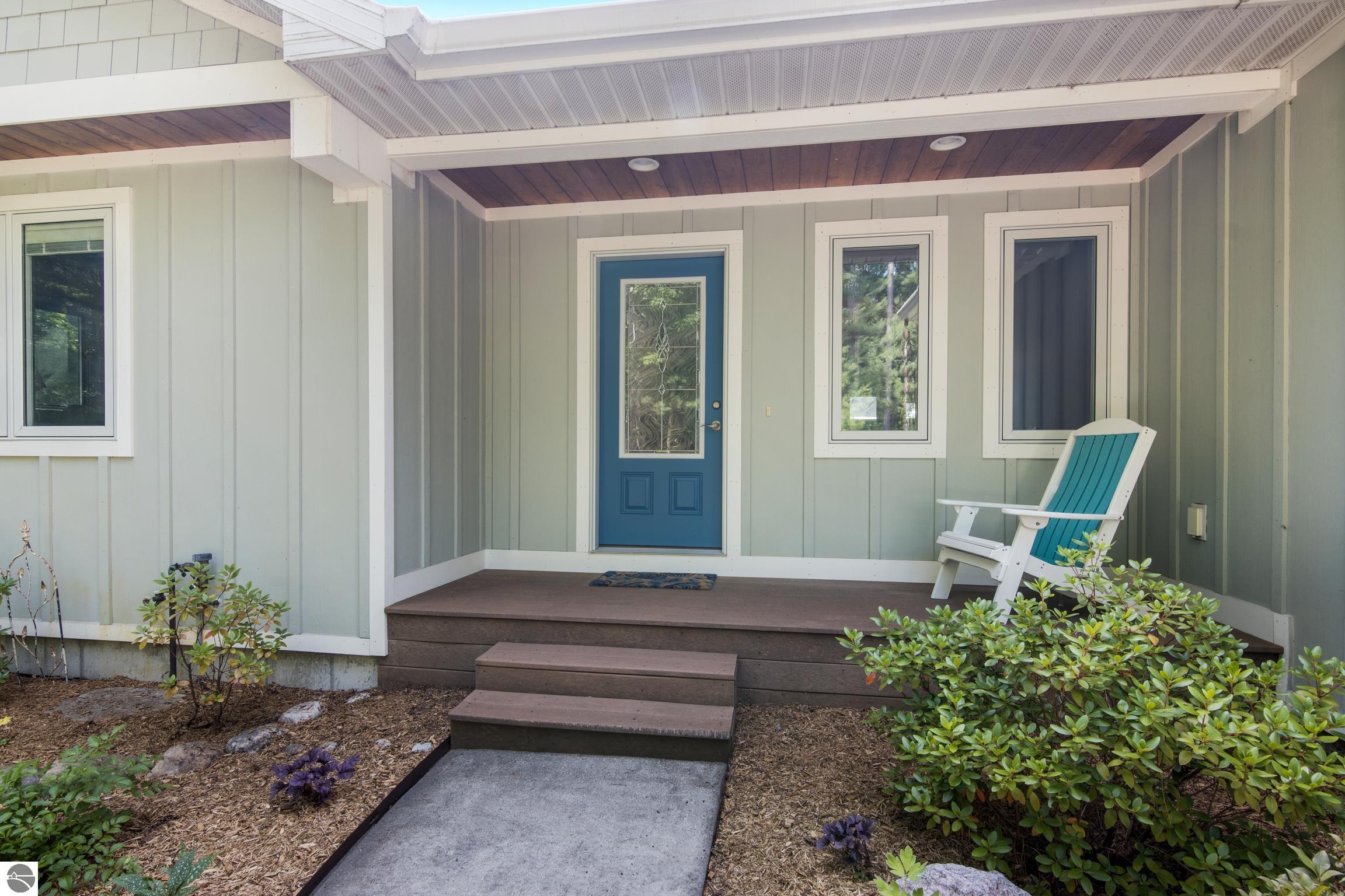 Traverse City, Michigan, 49696, United States, 4 Bedrooms Bedrooms, ,2 BathroomsBathrooms,Residential,For Sale,1975308