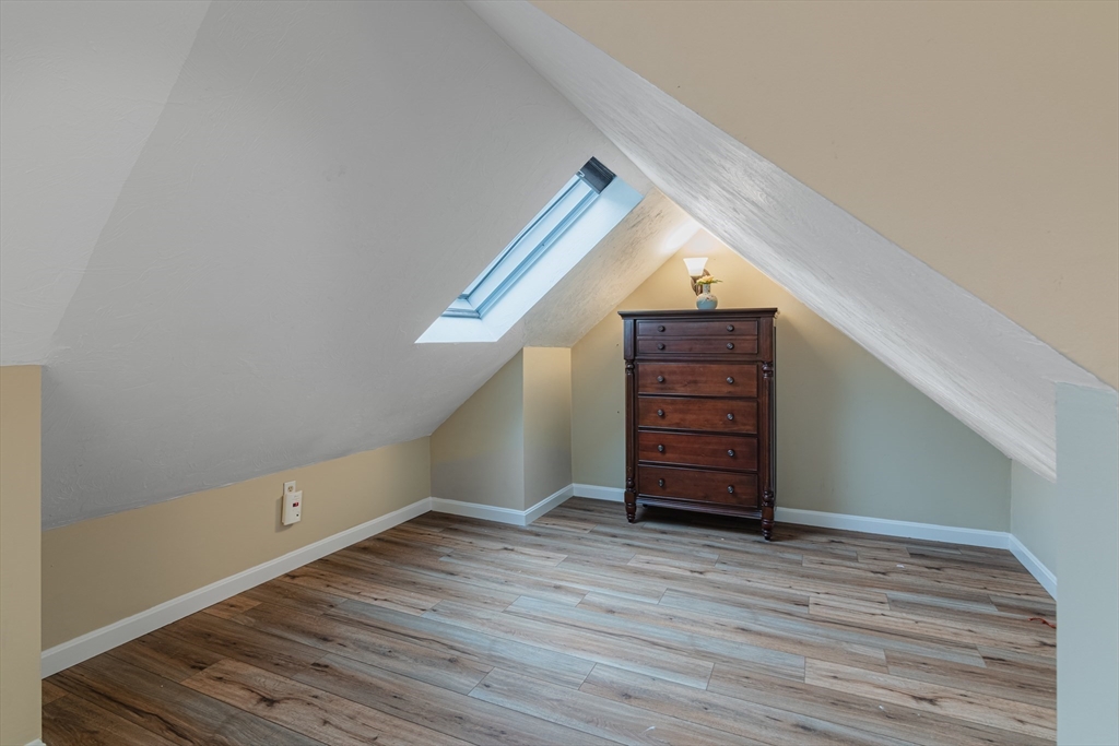 Shrewsbury, Massachusetts, 01545, United States, 2 Bedrooms Bedrooms, ,3 BathroomsBathrooms,Residential,For Sale,1987011