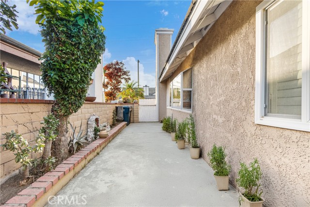Pico Rivera, California, 90660, United States, 4 Bedrooms Bedrooms, ,2 BathroomsBathrooms,Residential,For Sale,1886911