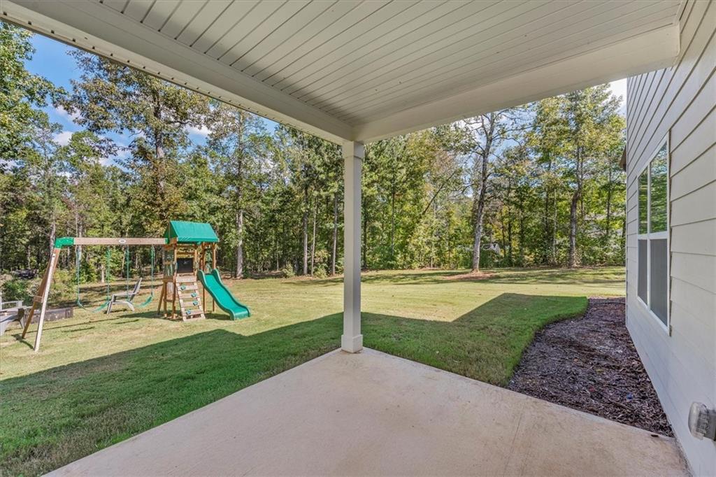 Hampton, Georgia, 30228, United States, 5 Bedrooms Bedrooms, ,4 BathroomsBathrooms,Residential,For Sale,1956814