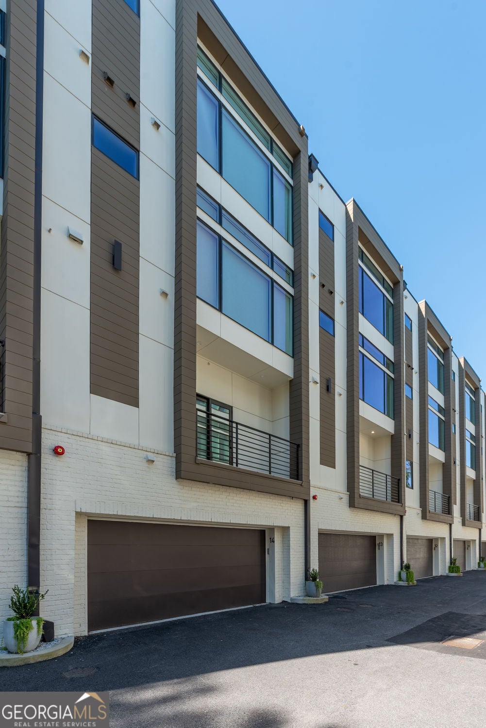 Atlanta, Georgia, 30307, United States, 4 Bedrooms Bedrooms, ,5 BathroomsBathrooms,Residential,For Sale,1997866