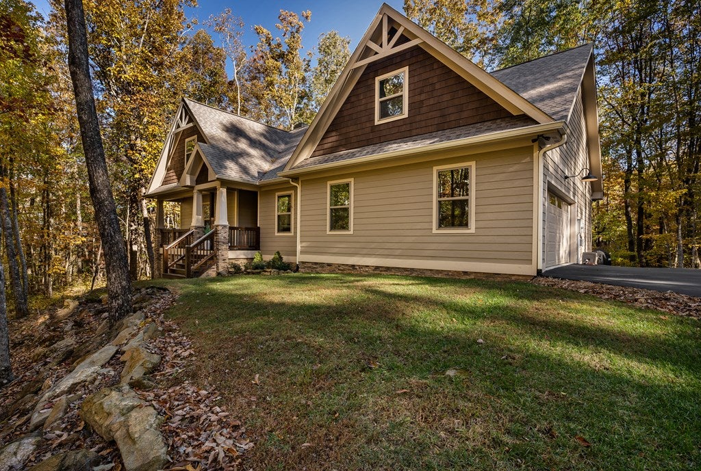 Ellijay, Georgia, 30536, United States, 3 Bedrooms Bedrooms, ,2 BathroomsBathrooms,Residential,For Sale,1987924