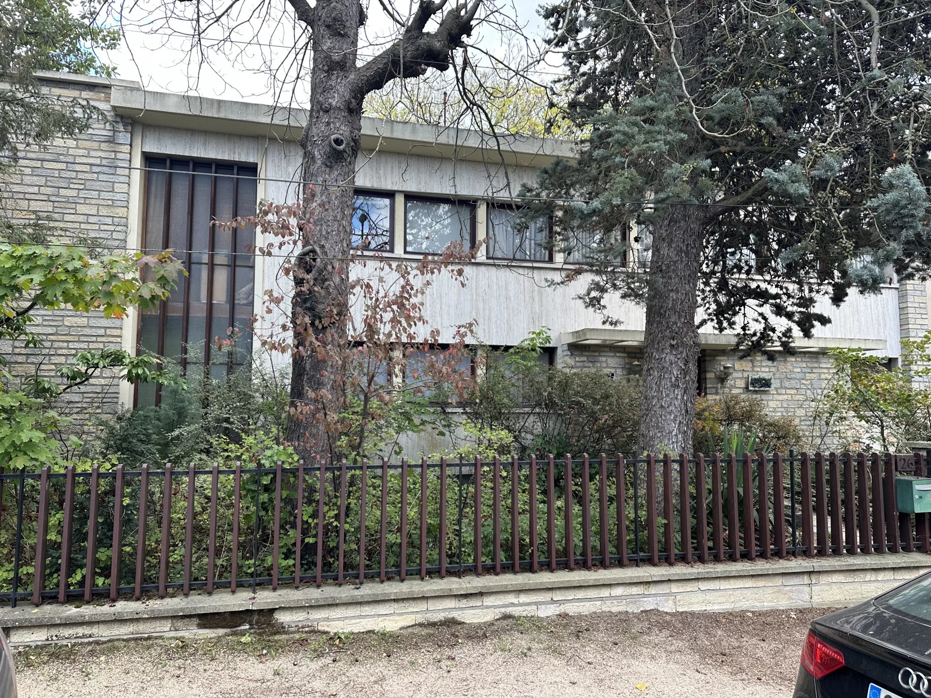 Le Vésinet, Île-de-France, 78110, FR, 4 Bedrooms Bedrooms, ,3 BathroomsBathrooms,Residential,For Sale,1994337