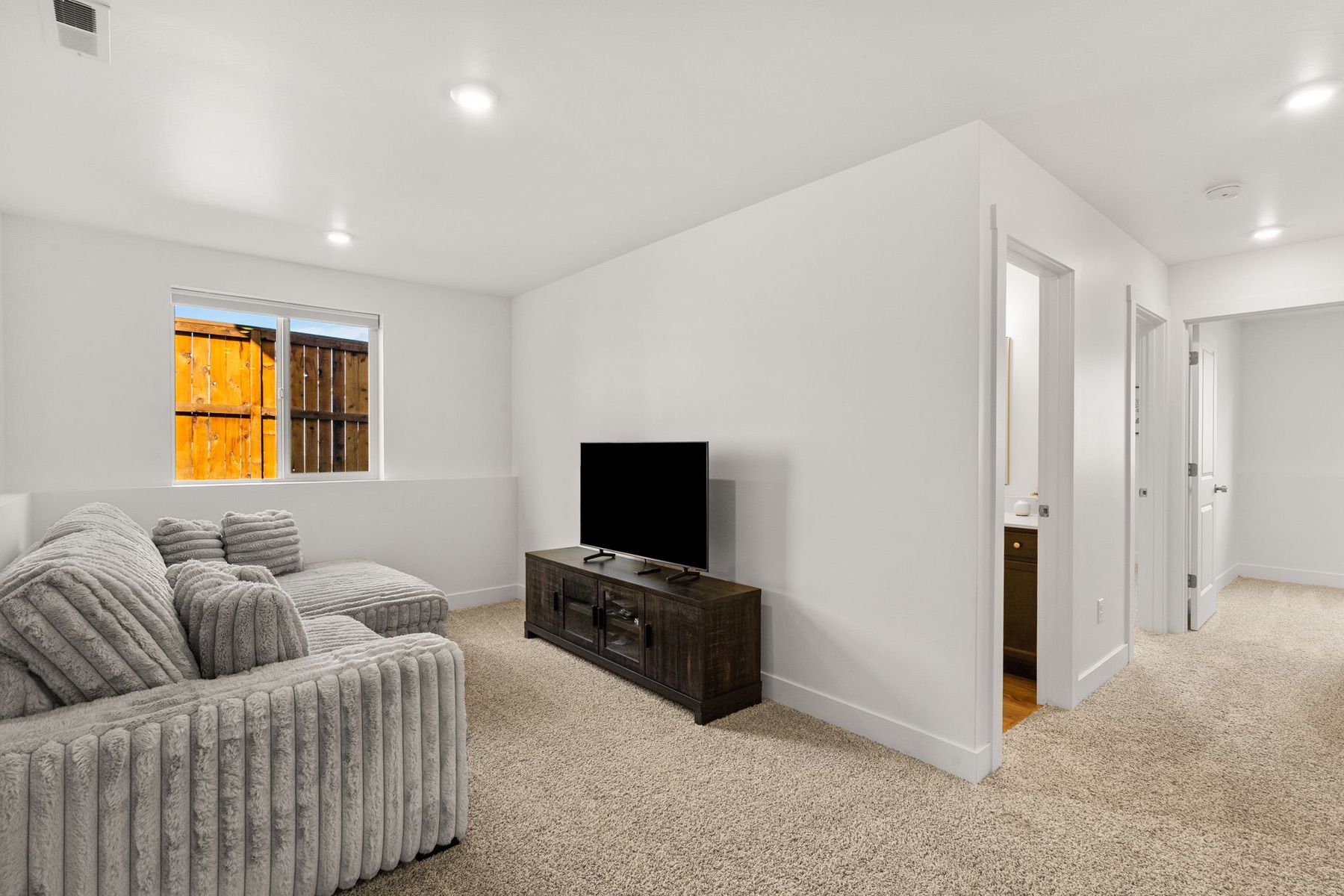  707 Thrice Loop - 物件實景