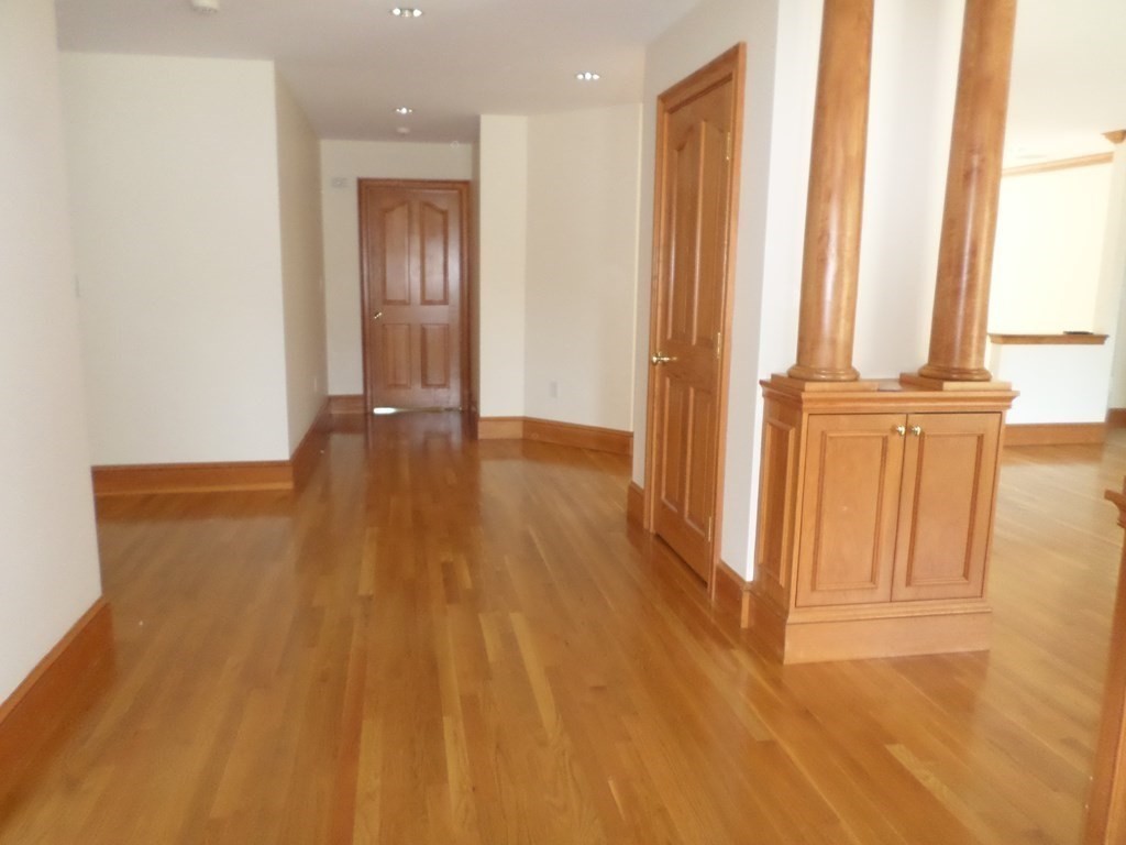 3 Twin Springs Dr Drive, Saugus, Massachusetts, 01906, United States, 5 Bedrooms Bedrooms, ,4 BathroomsBathrooms,Residential,For Sale,3 Twin Springs Dr Drive,1128926