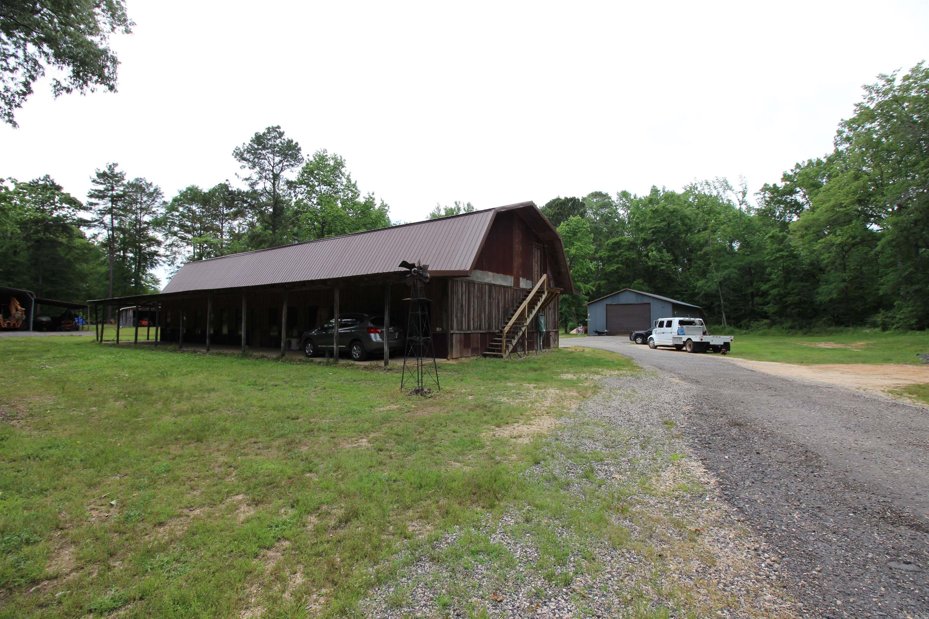 Haskell, Arkansas, 72015, United States, 3 Bedrooms Bedrooms, ,4 BathroomsBathrooms,Residential,For Sale,1985542