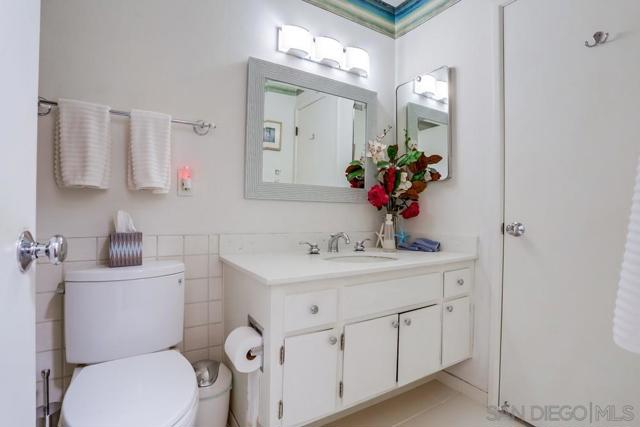 San Diego, California, 92128, United States, 2 Bedrooms Bedrooms, ,2 BathroomsBathrooms,Residential,For Sale,1937769