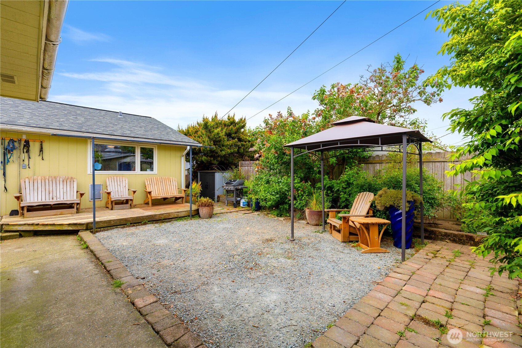 Seattle, Washington, 98126, United States, 4 Bedrooms Bedrooms, ,1 BathroomBathrooms,Residential,For Sale,1810627