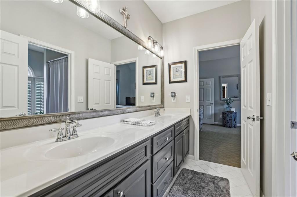 Cumming, Georgia, 30041, United States, 5 Bedrooms Bedrooms, ,5 BathroomsBathrooms,Residential,For Sale,1834533