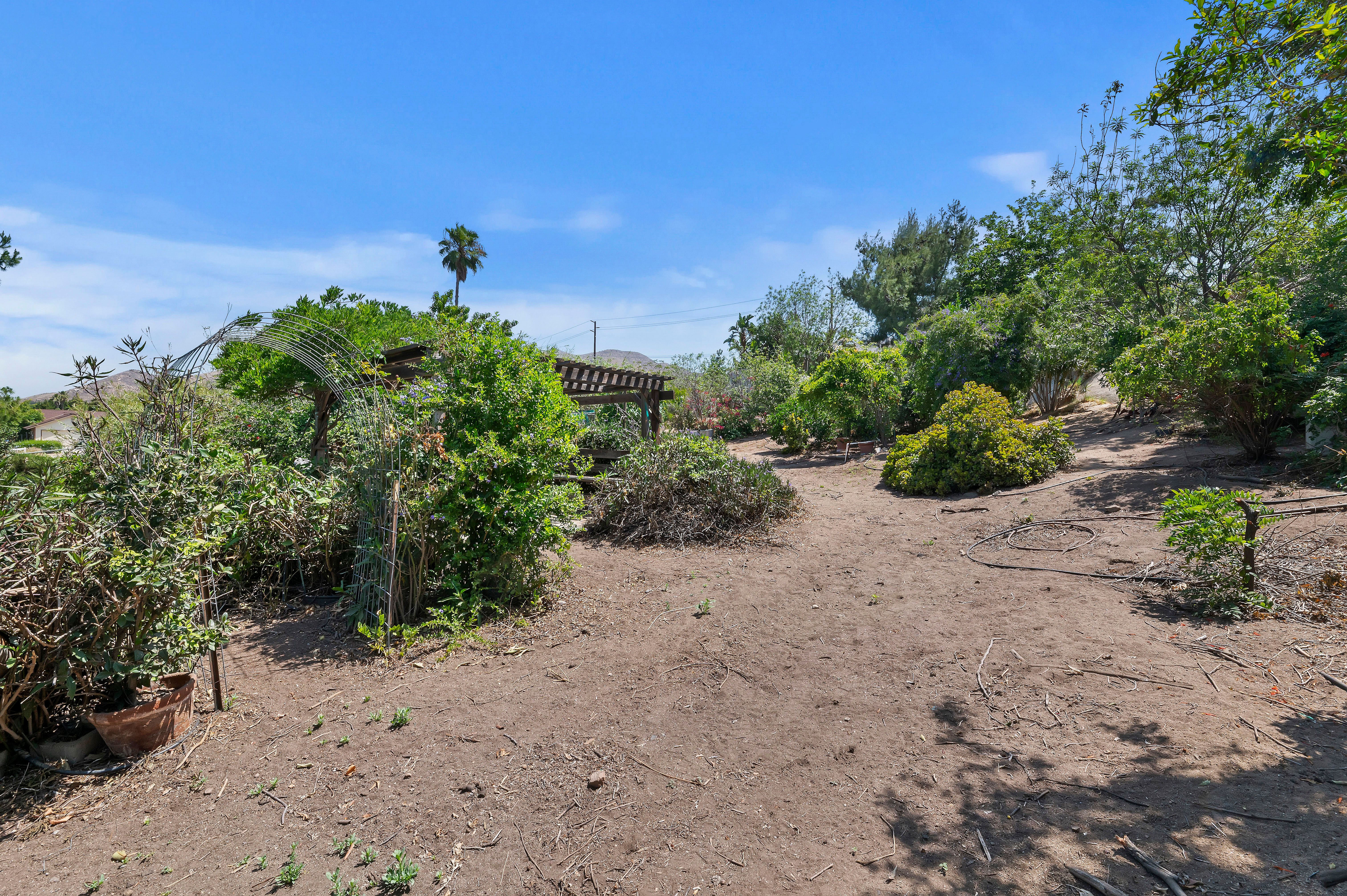  115 East Street, Norco, CA 92860 - 物件實景