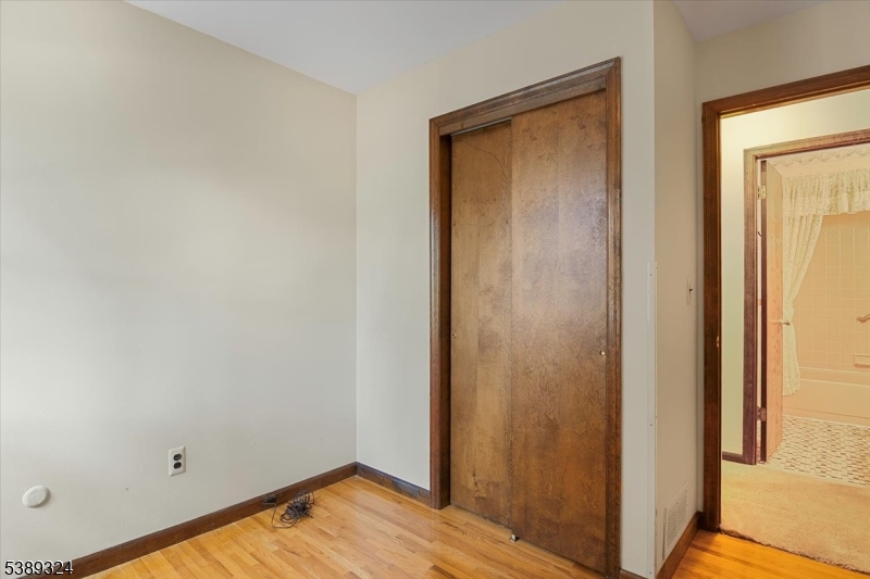 Rockaway Twp., New Jersey, 07866-2817, United States, 4 Bedrooms Bedrooms, ,3 BathroomsBathrooms,Residential,For Sale,1983122