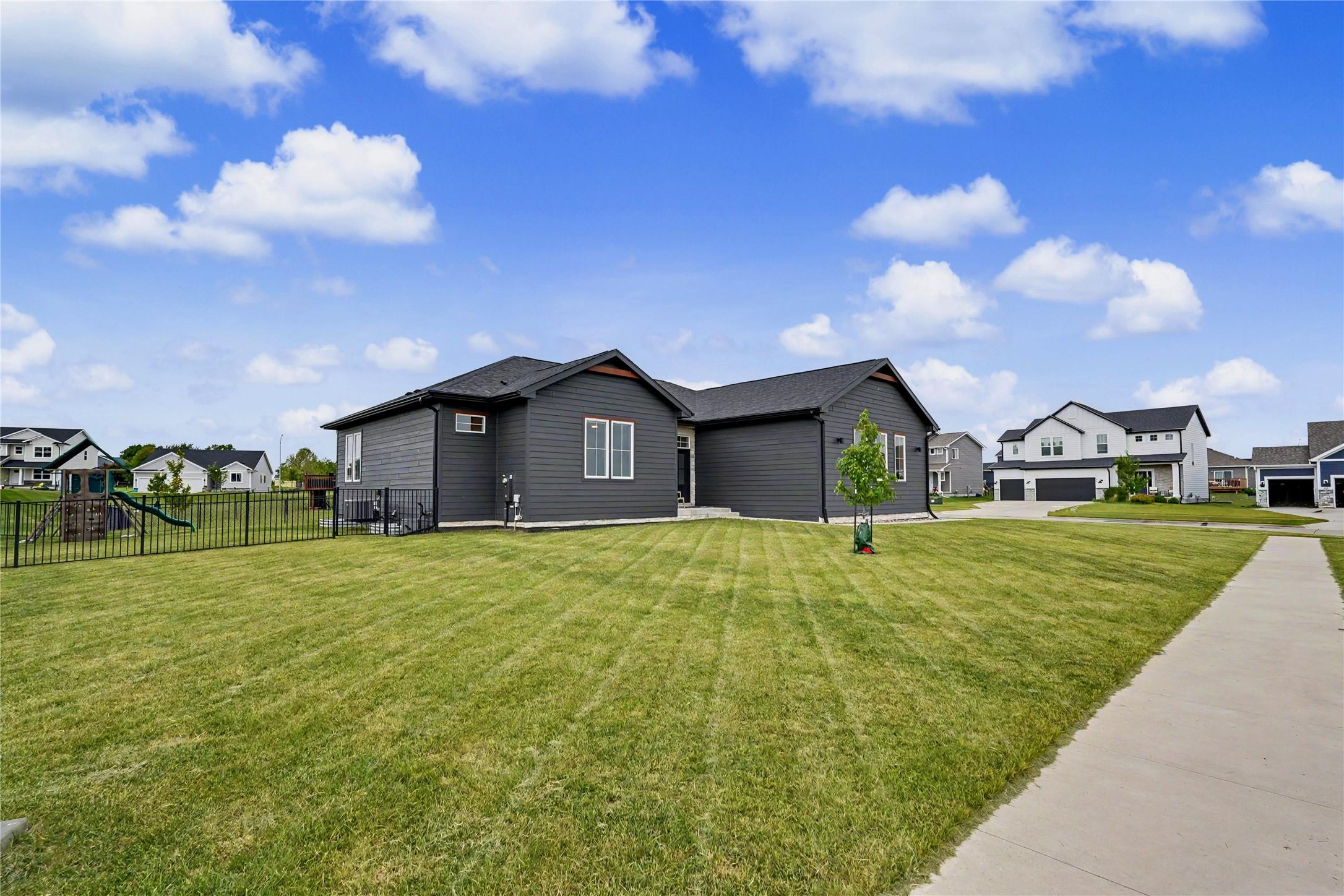 Norwalk, Iowa, 50211, United States, 4 Bedrooms Bedrooms, ,3 BathroomsBathrooms,Residential,For Sale,2049351