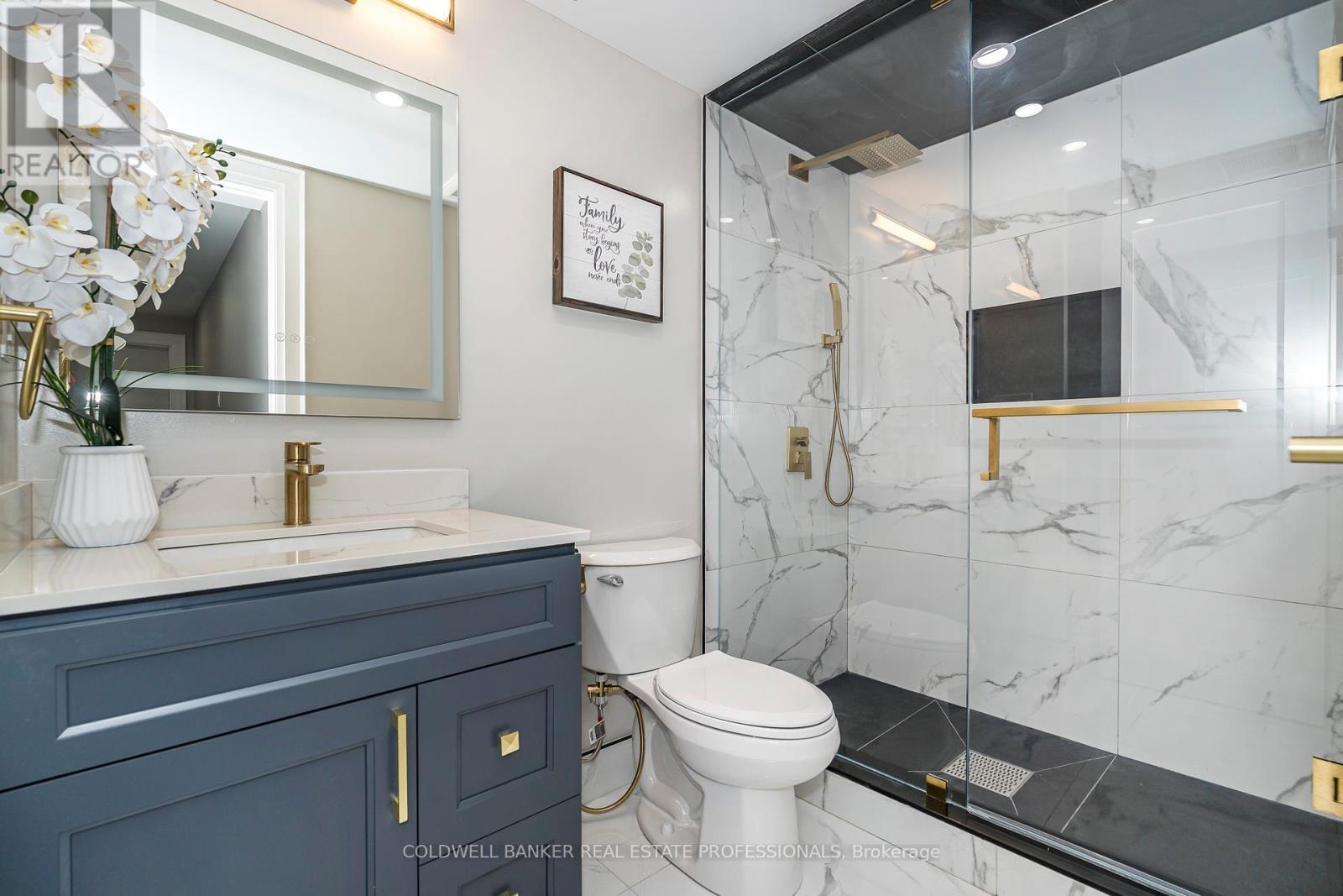 TORONTO (WEXFORD-MARYVALE), Ontario, M1R 3X4, CA, 8 Bedrooms Bedrooms, ,7 BathroomsBathrooms,Residential,For Sale,1951163