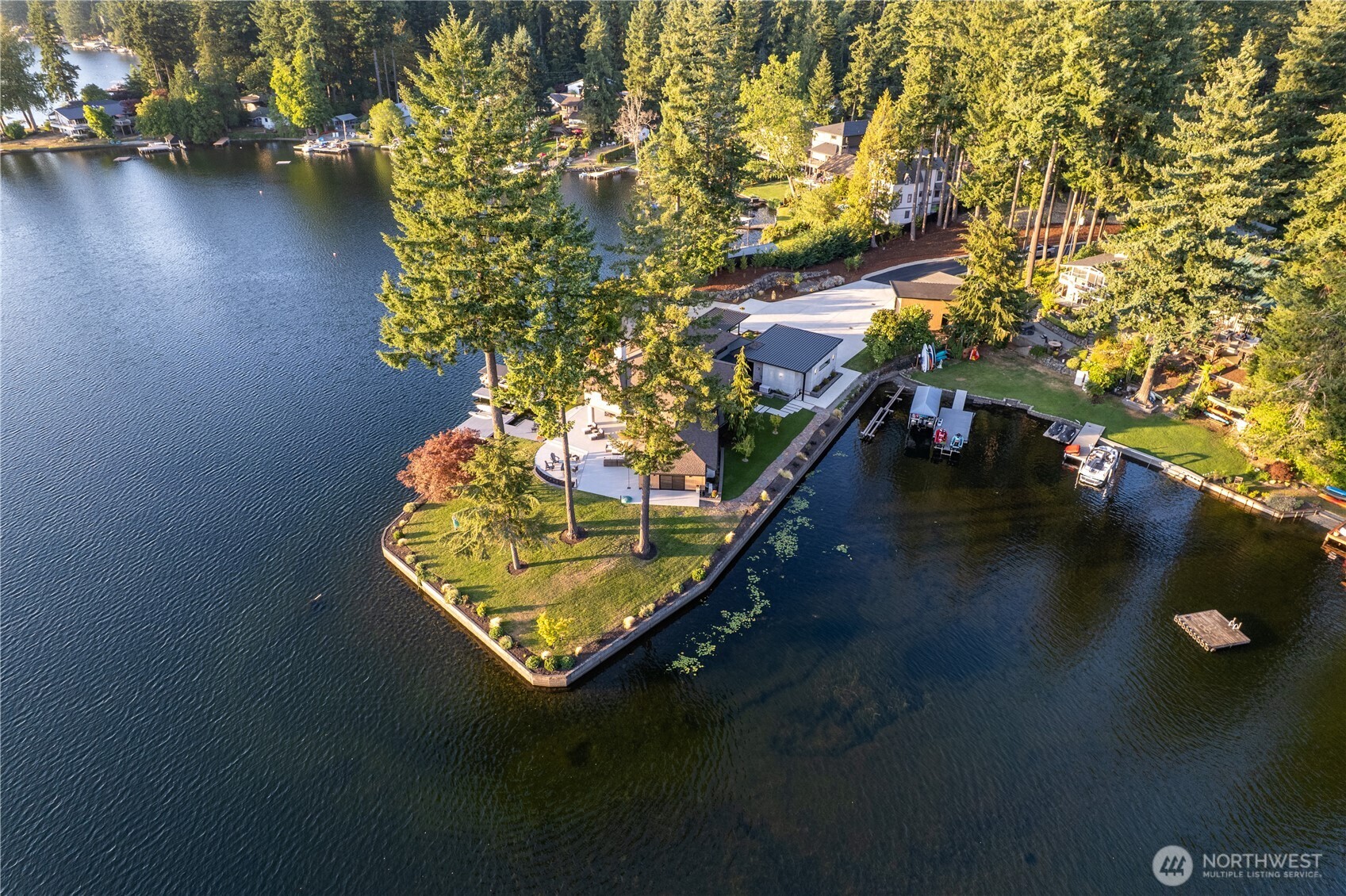 Black Diamond, Washington, 98010, United States, 4 Bedrooms Bedrooms, ,2 BathroomsBathrooms,Residential,For Sale,1902015