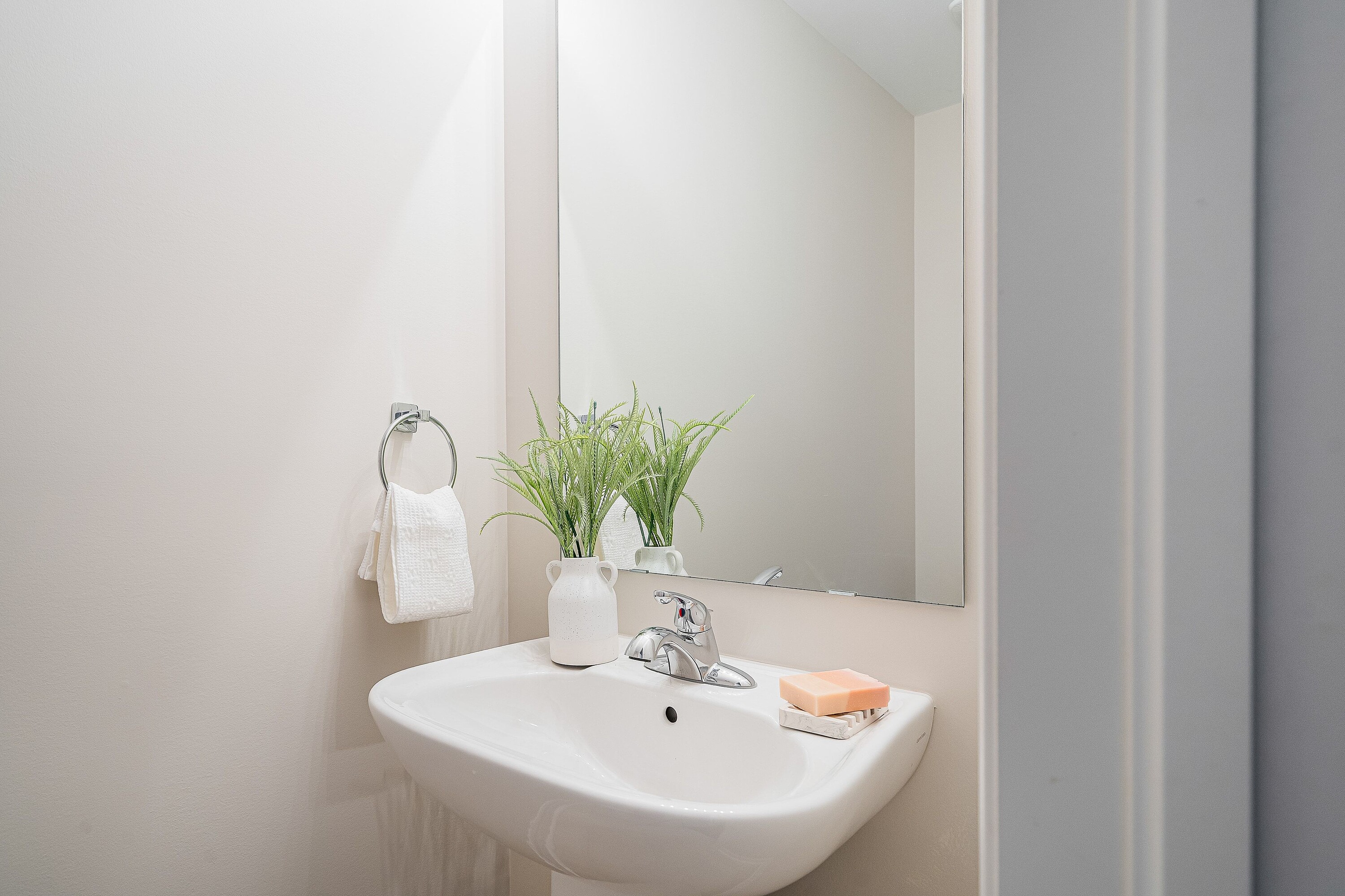  Turn Key Collingwood Home - 物件實景