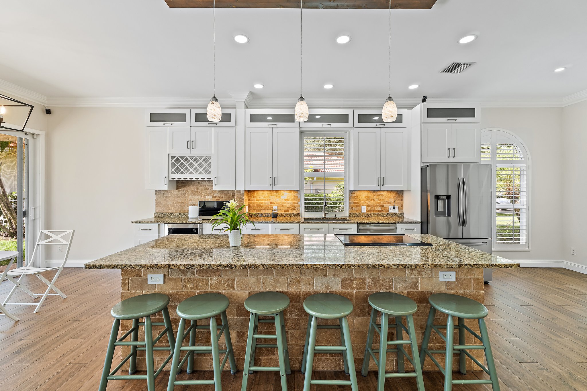 216 E Tall Oaks Circle, Palm Beach Gardens, FL 33410