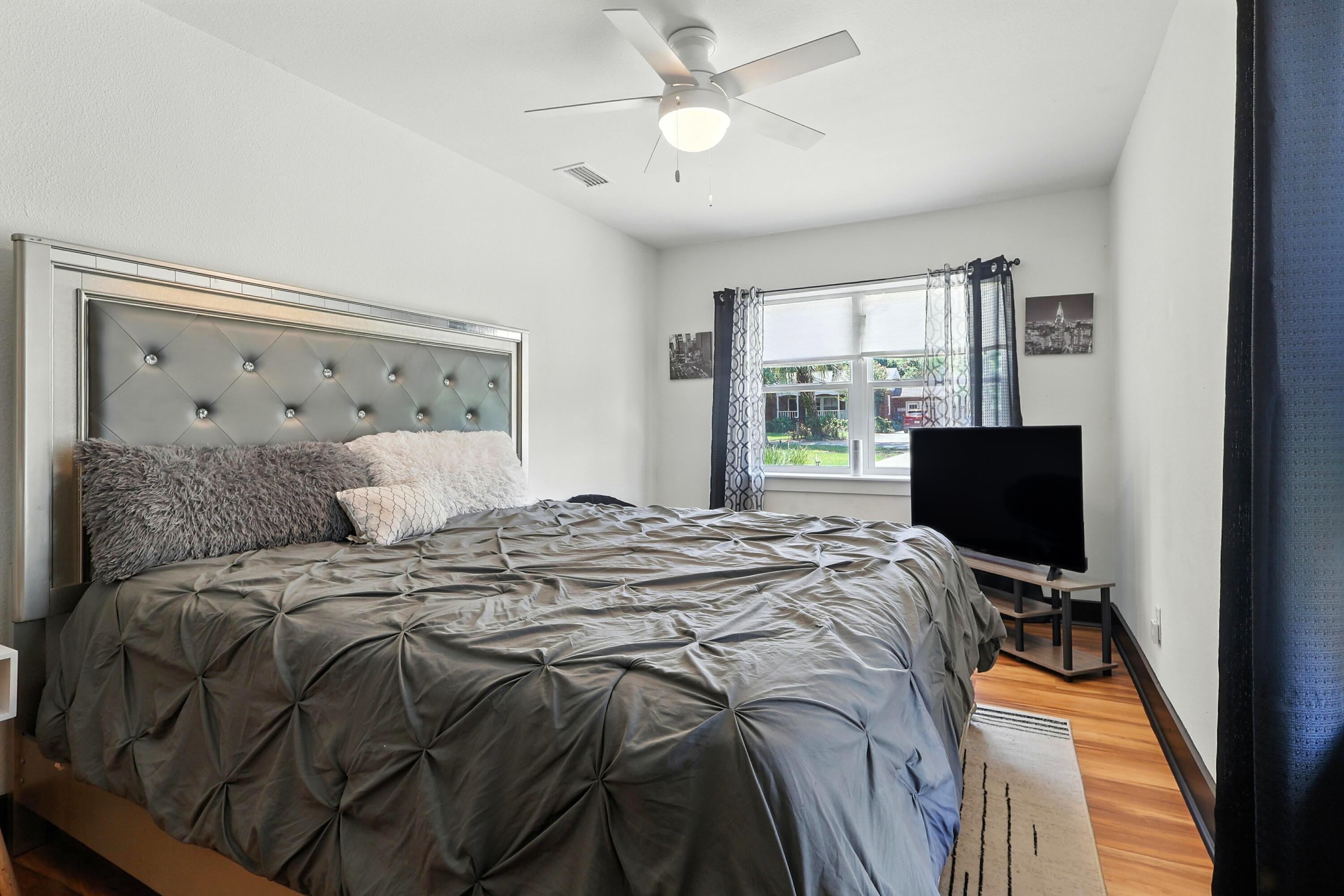Panama City, Florida, 32401, United States, 4 Bedrooms Bedrooms, ,3 BathroomsBathrooms,Residential,For Sale,1912610