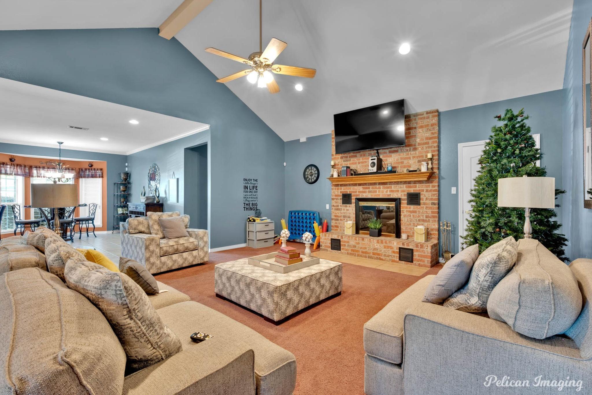 Natchitoches, Louisiana, 71457, United States, 5 Bedrooms Bedrooms, ,3 BathroomsBathrooms,Residential,For Sale,1993825