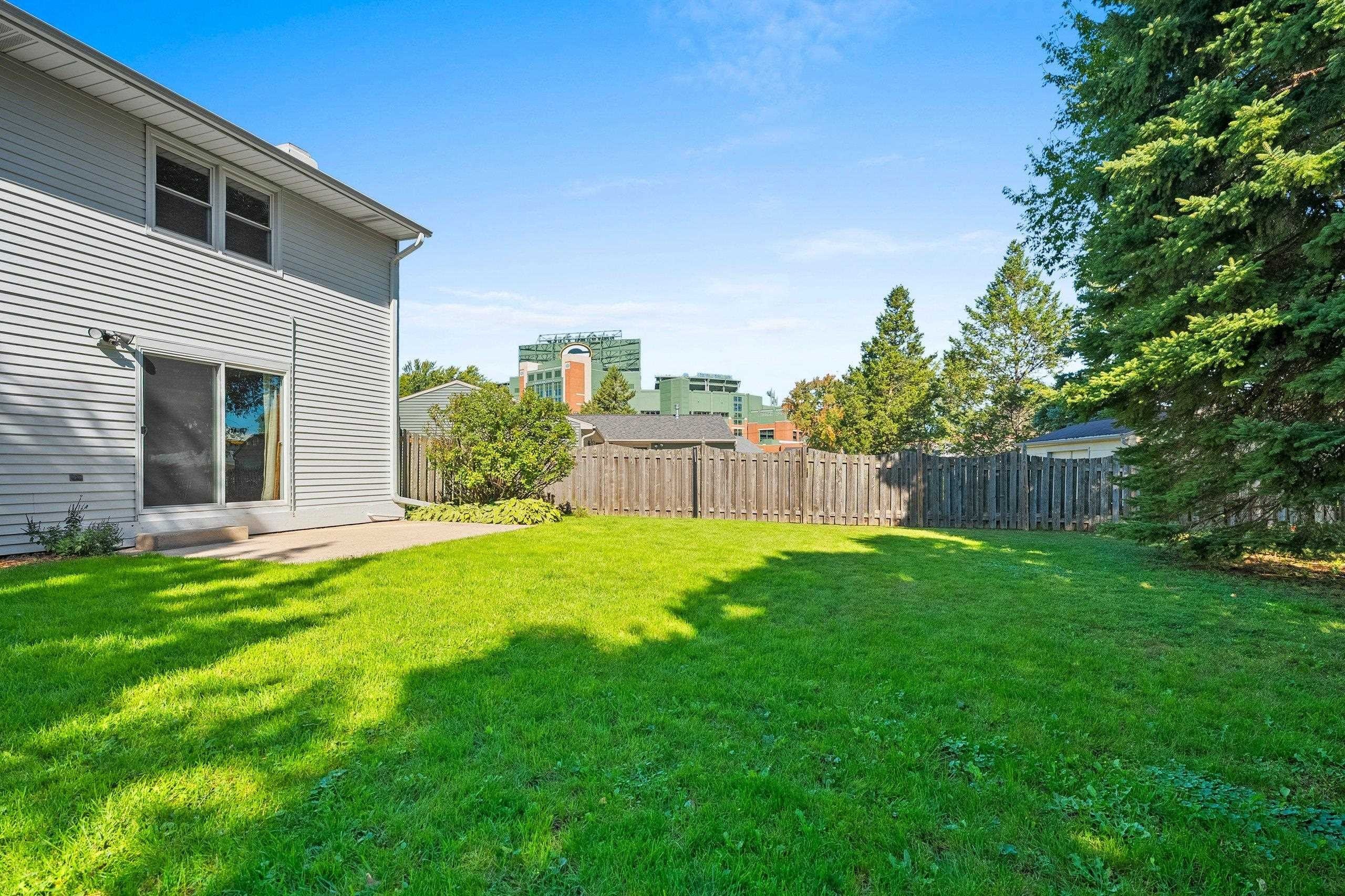 GREEN BAY, Wisconsin, 54304-4417, United States, 4 Bedrooms Bedrooms, ,2 BathroomsBathrooms,Residential,For Sale,1978060