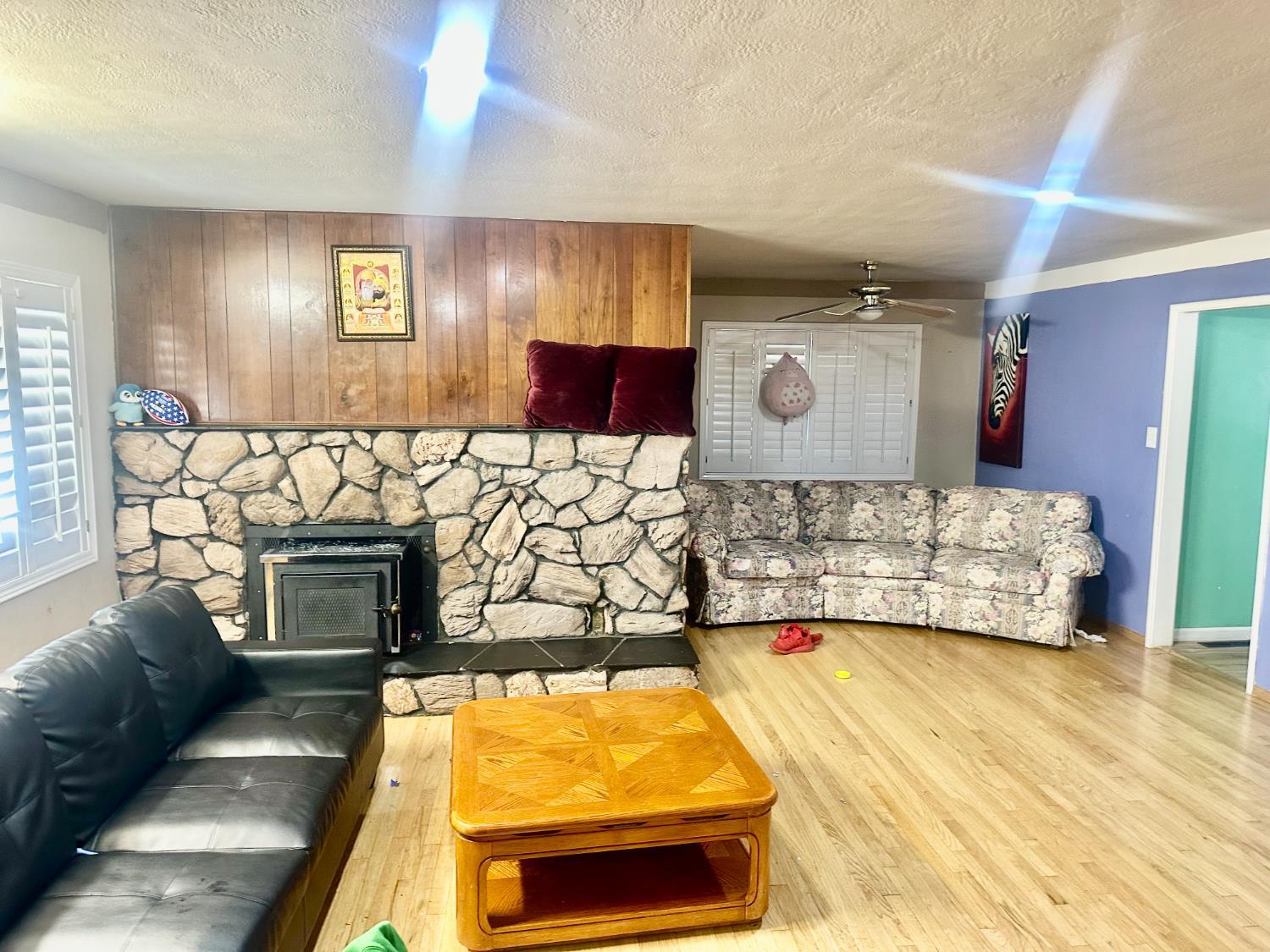 Lodi, California, 95240, United States, 3 Bedrooms Bedrooms, ,2 BathroomsBathrooms,Residential,For Sale,2009722