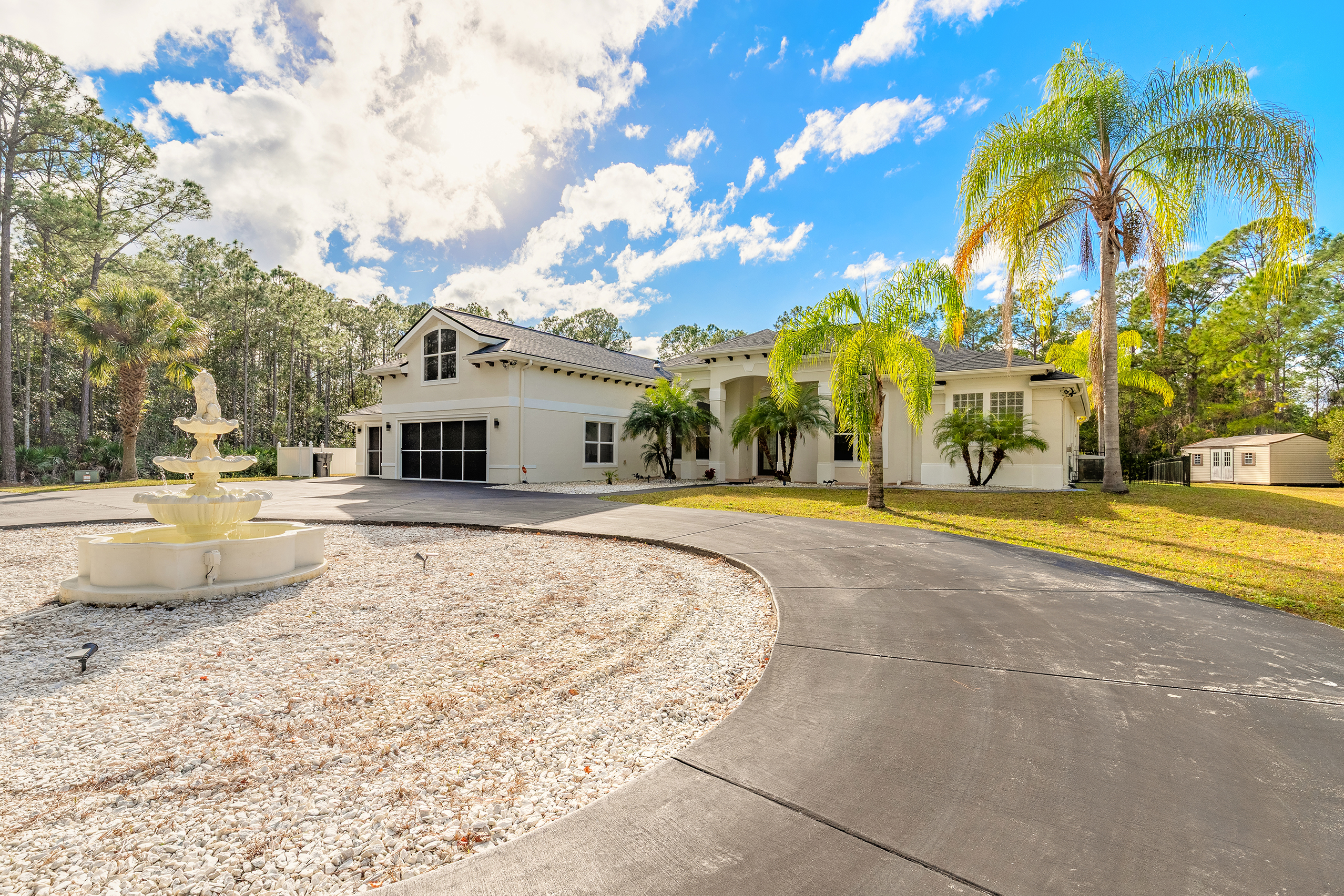 Daytona Beach, Florida, 32124, United States, 5 Bedrooms Bedrooms, ,4 BathroomsBathrooms,Residential,For Sale,2006264