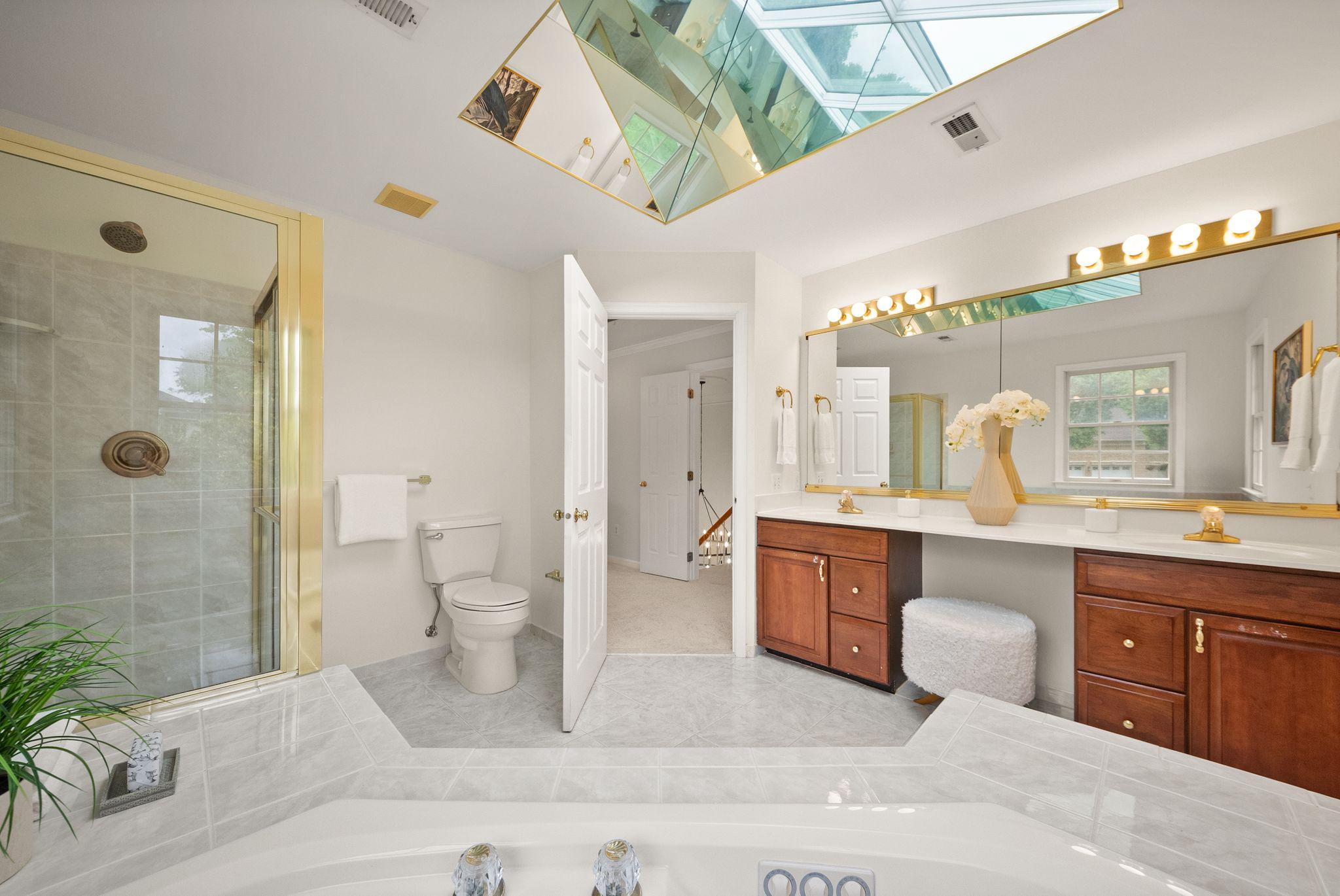  12754 Alder Woods Drive, Fairfax, VA, 22033 - 物件實景