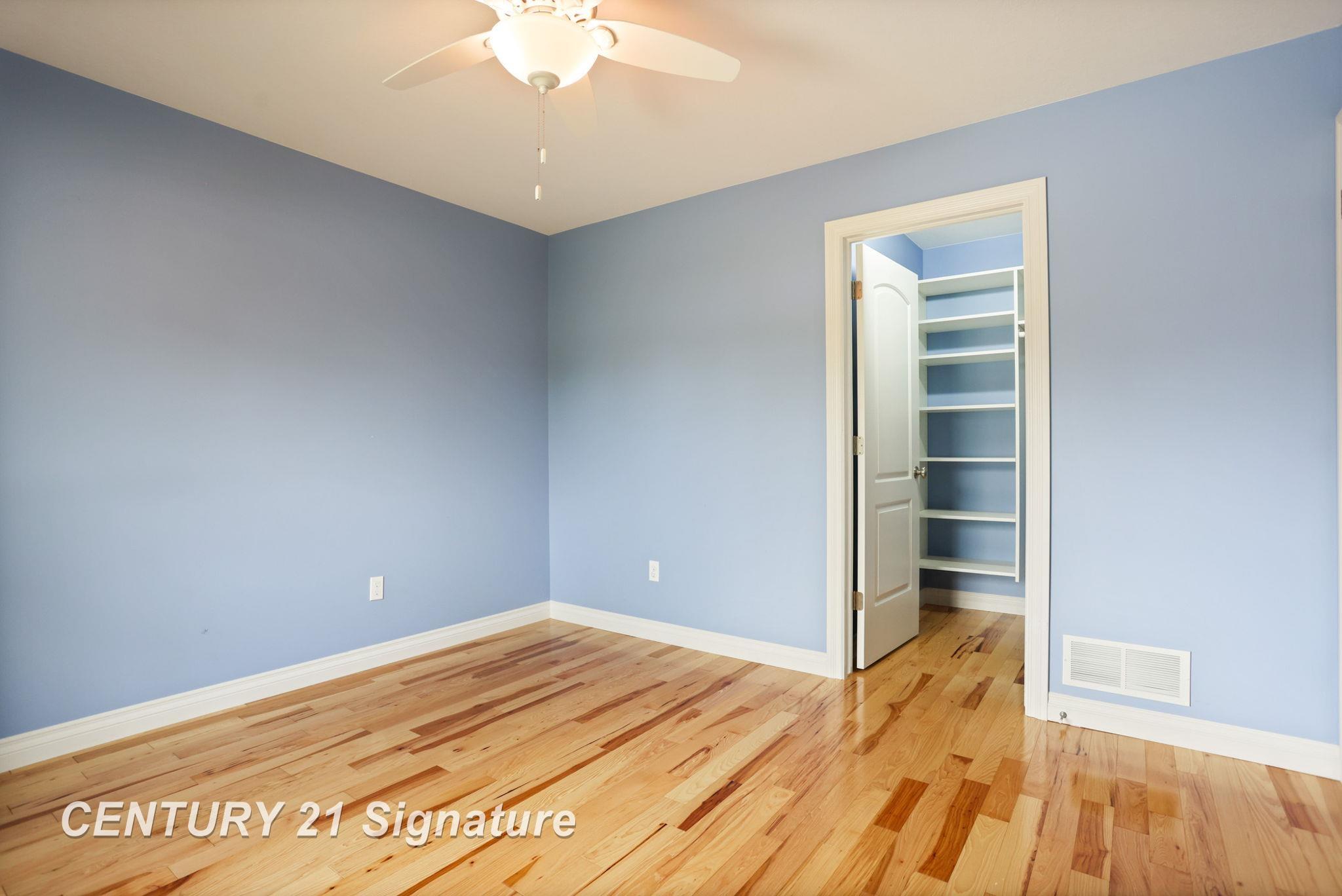 Freeland, Michigan, 48623, United States, 4 Bedrooms Bedrooms, ,3 BathroomsBathrooms,Residential,For Sale,1924442