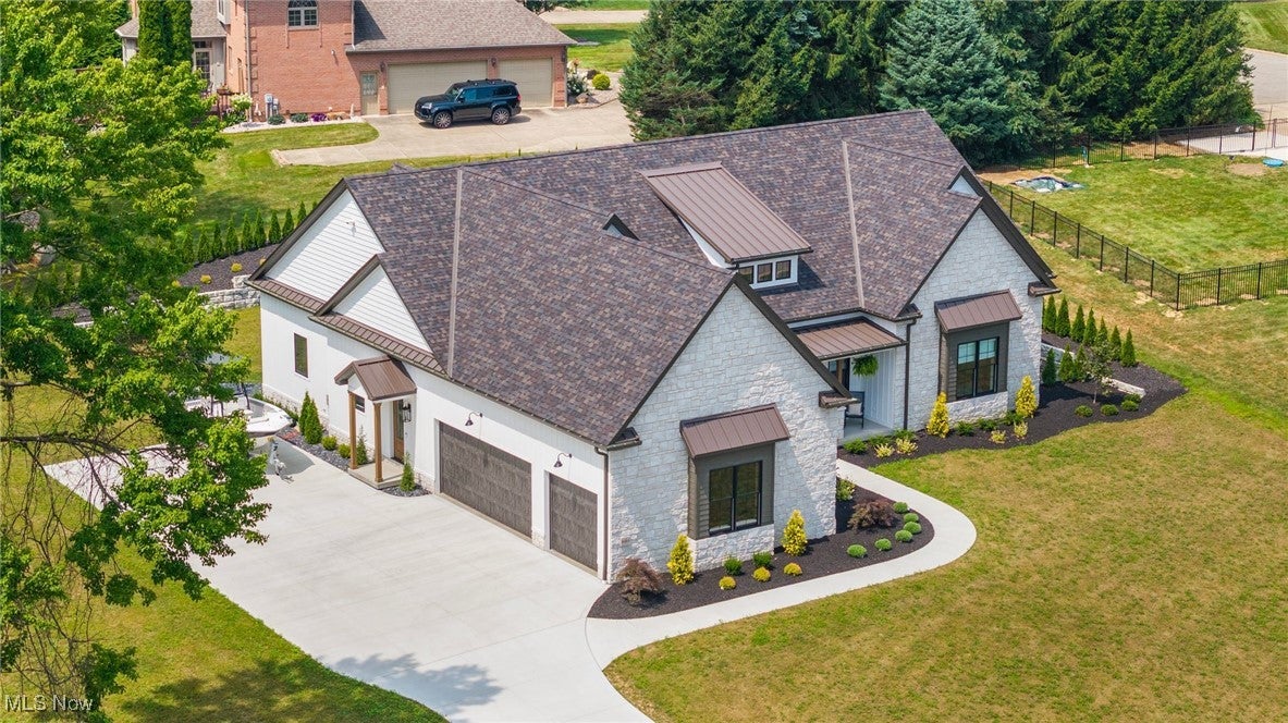 Poland, Ohio, 44514, United States, 4 Bedrooms Bedrooms, ,3 BathroomsBathrooms,Residential,For Sale,1982790