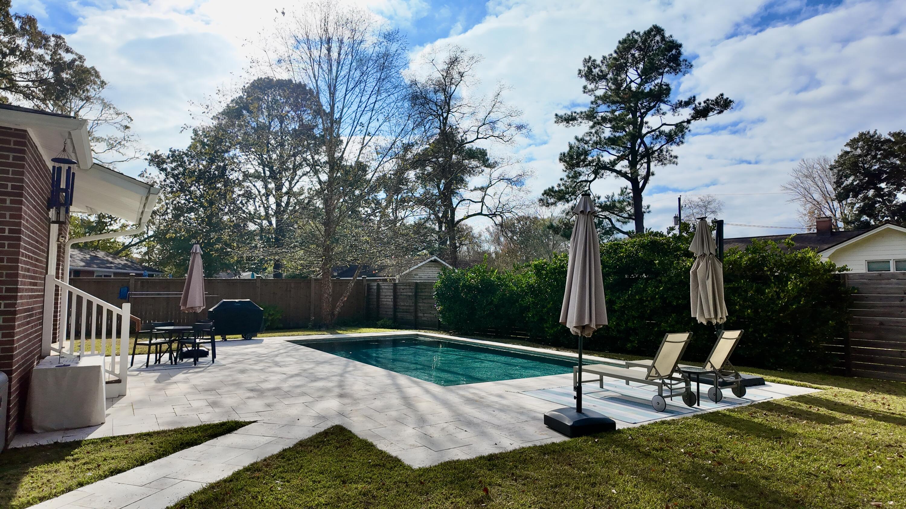 Charleston, South Carolina, 29412, United States, 3 Bedrooms Bedrooms, ,2 BathroomsBathrooms,Residential,For Sale,2001762