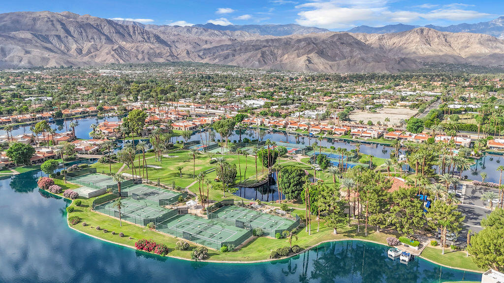 Rancho Mirage, California, 92270, United States, 3 Bedrooms Bedrooms, ,2 BathroomsBathrooms,Residential,For Sale,1962982