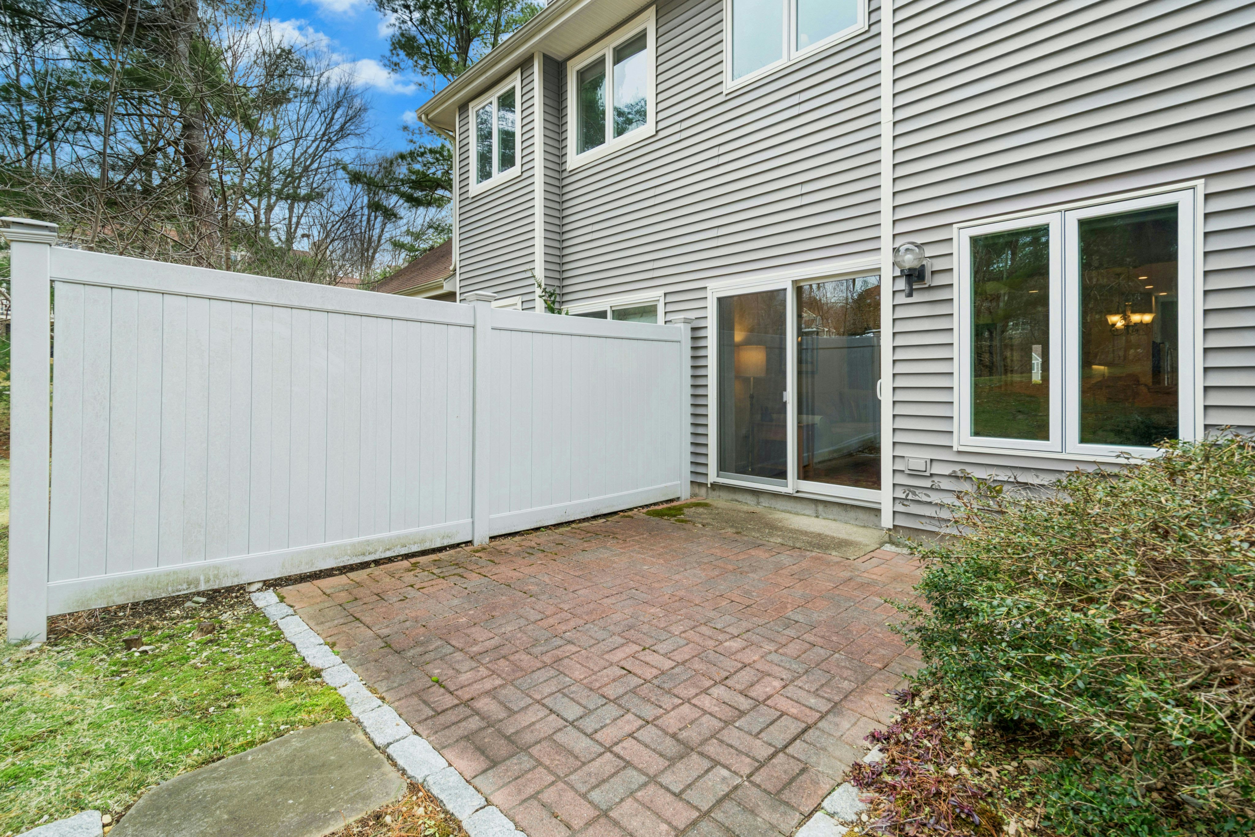  2 Douglass Green, Woburn, MA 01801 - 物件實景