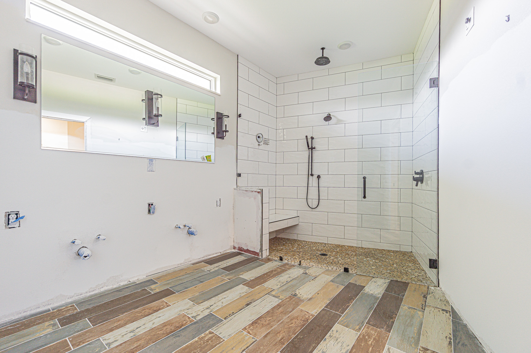 St. Petersburg, Florida, 33704, United States, 4 Bedrooms Bedrooms, ,3 BathroomsBathrooms,Residential,For Sale,1979413