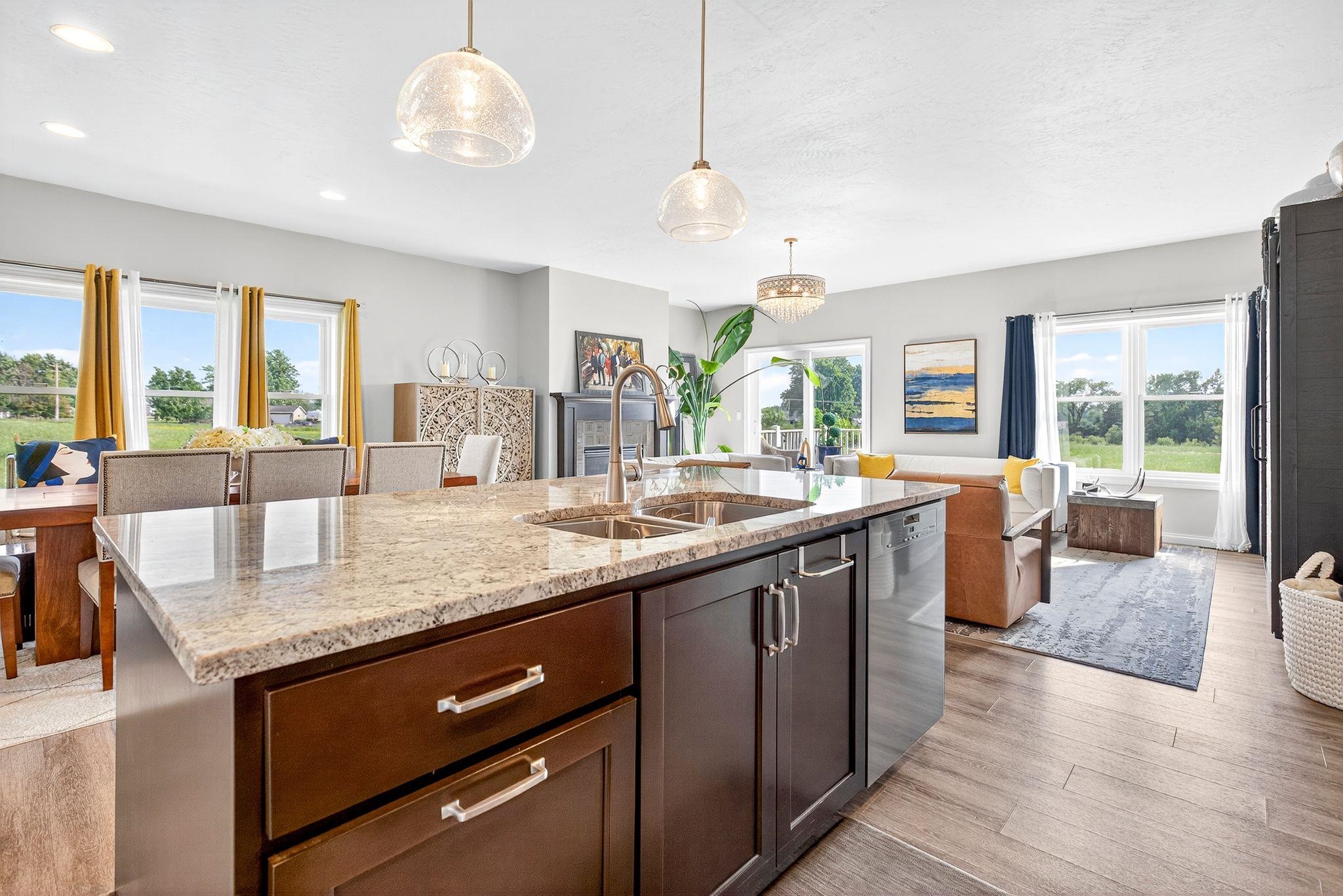 GREENVILLE, Wisconsin, 54942, United States, 4 Bedrooms Bedrooms, ,3 BathroomsBathrooms,Residential,For Sale,1924838