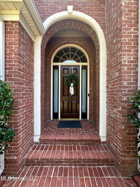 Clinton, Mississippi, 39056, United States, 5 Bedrooms Bedrooms, ,3 BathroomsBathrooms,Residential,For Sale,1904228