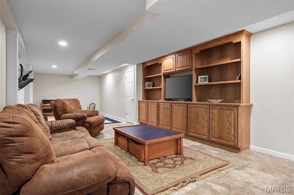 Chesterfield, Missouri, 63017, United States, ,Residential,For Sale,1941013