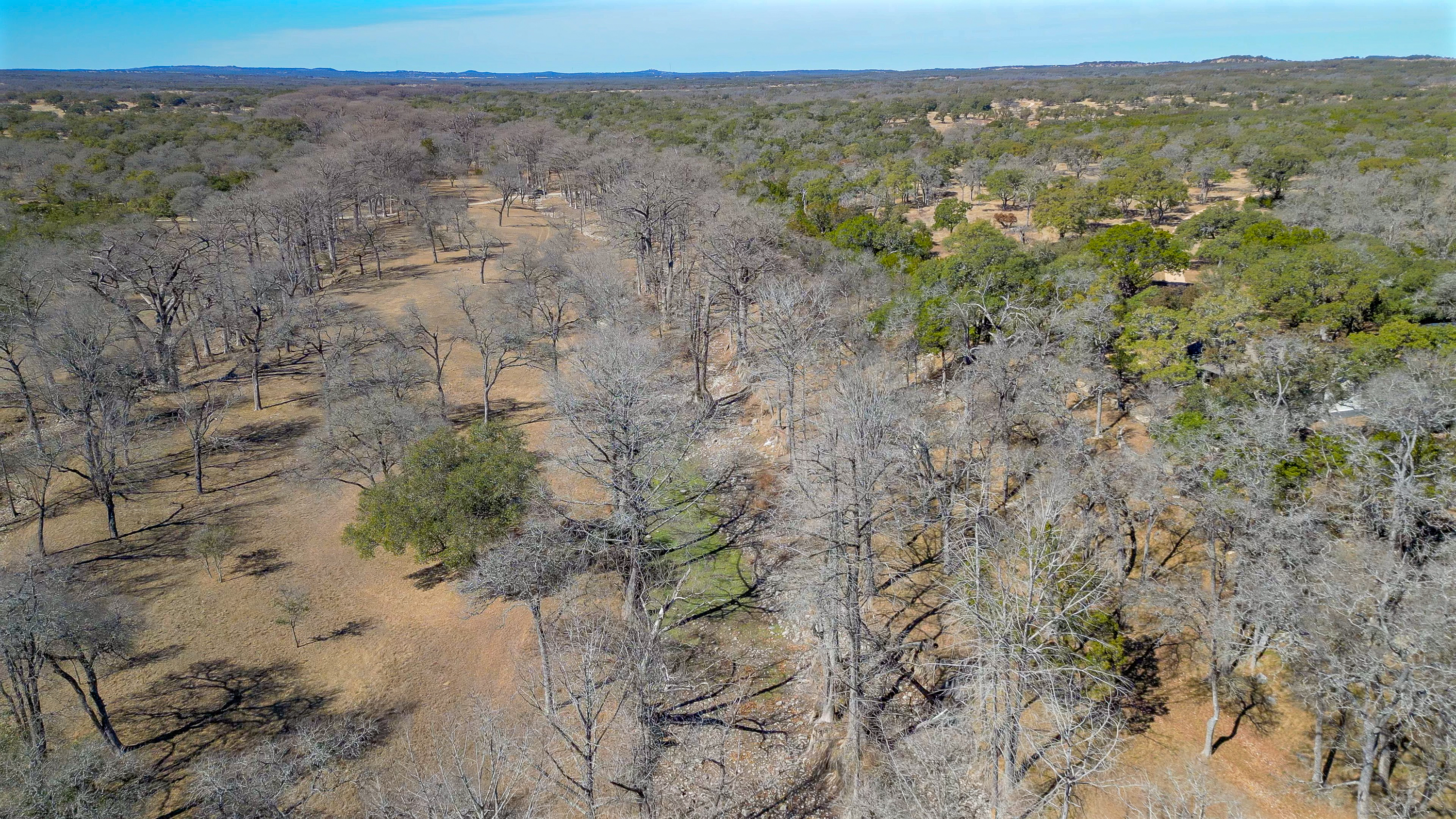  Cypress Island Ranch in Blanco County - 物件實景