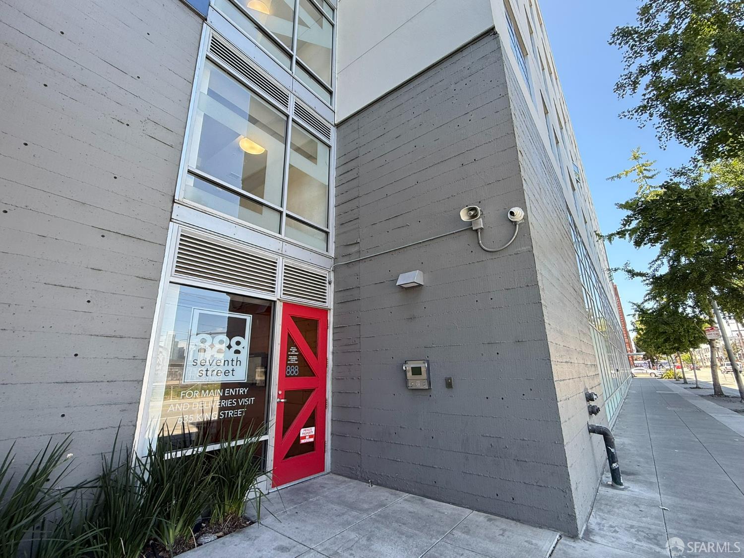 San Francisco, California, 94107, United States, 2 Bedrooms Bedrooms, ,1 BathroomBathrooms,Residential,For Sale,2048340