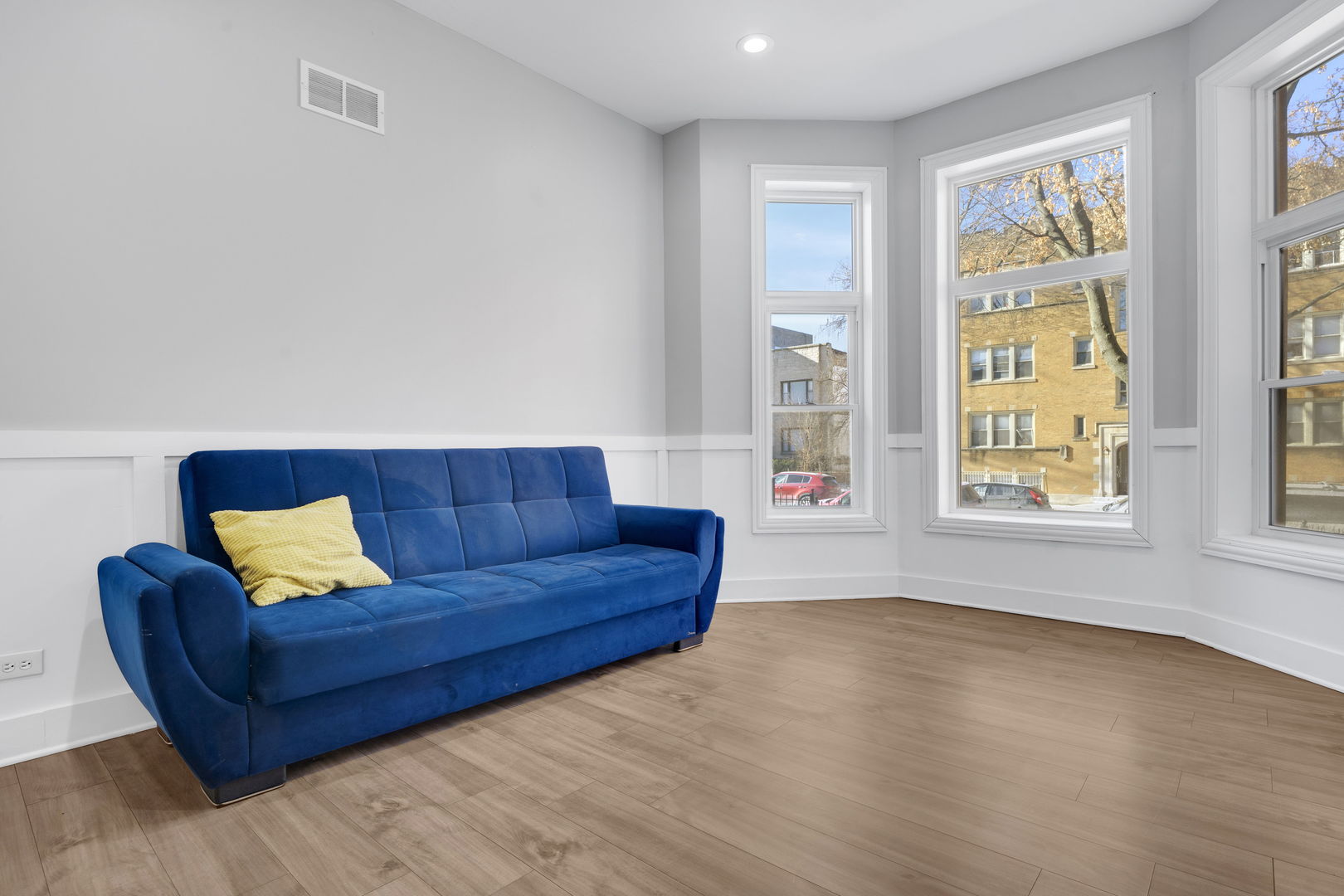 Chicago, Illinois, 60637, United States, 7 Bedrooms Bedrooms, ,Residential,For Sale,1699303