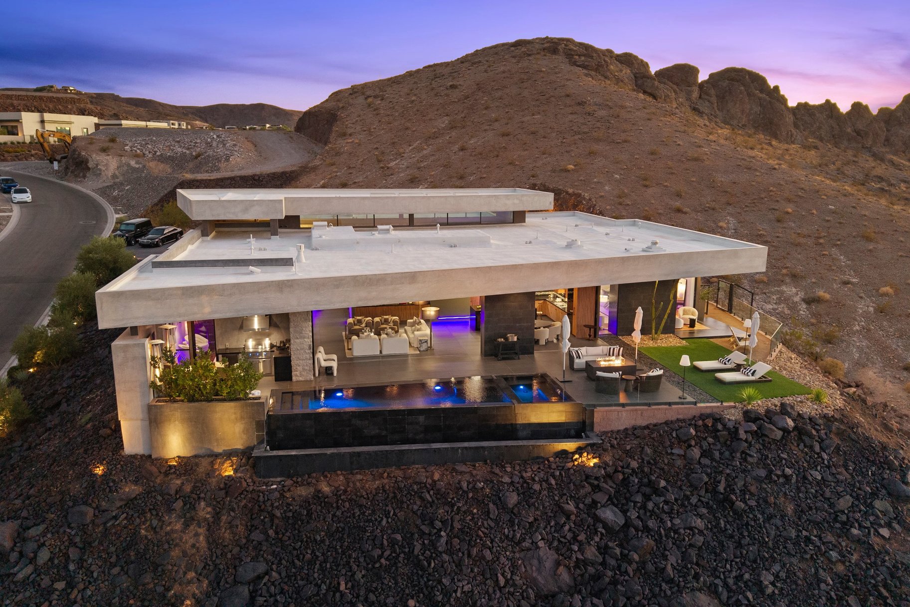  Extraordinary Architectural Masterpiece in Macdonald Highlands - 物件實景