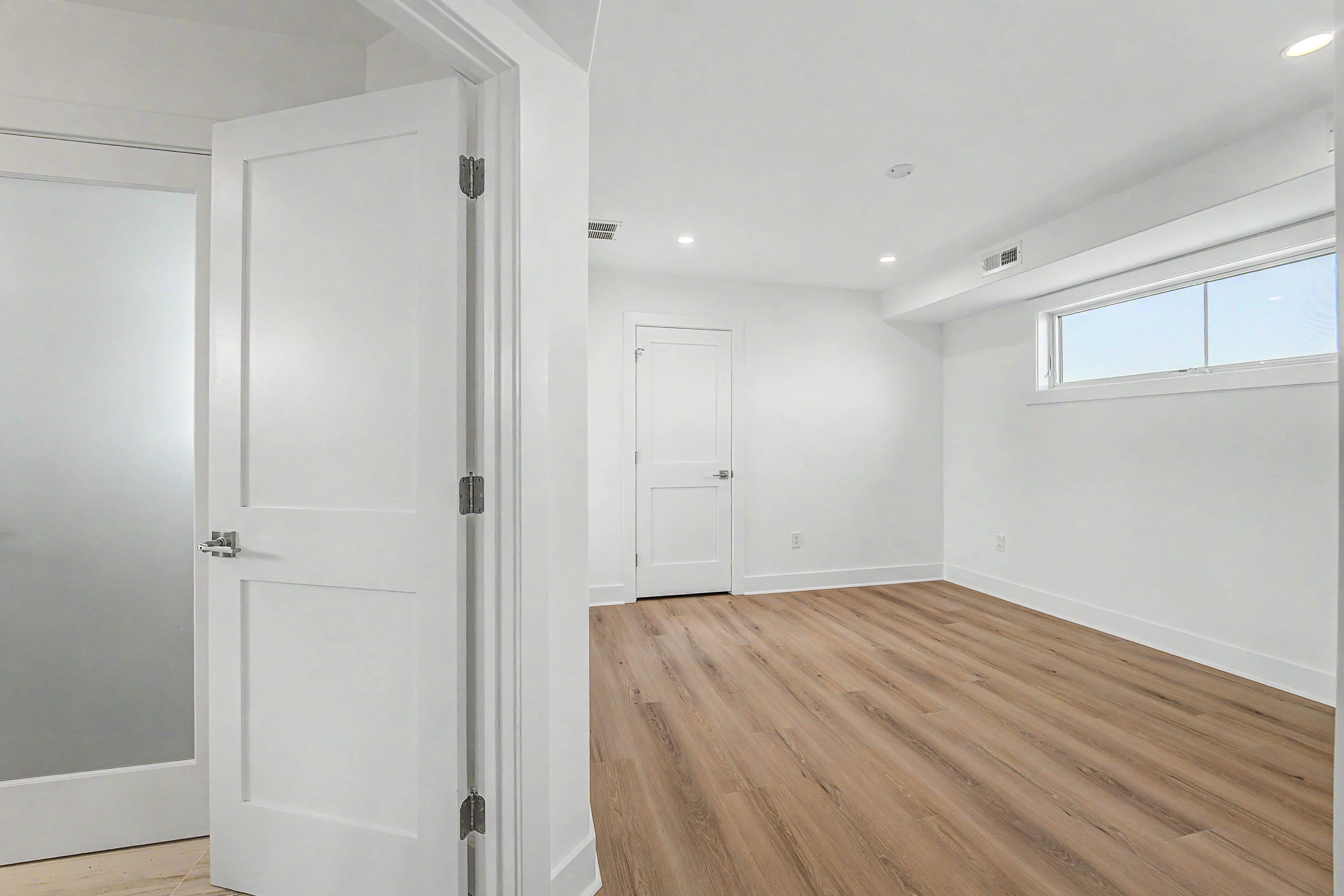  323 N Huntington - 物件實景