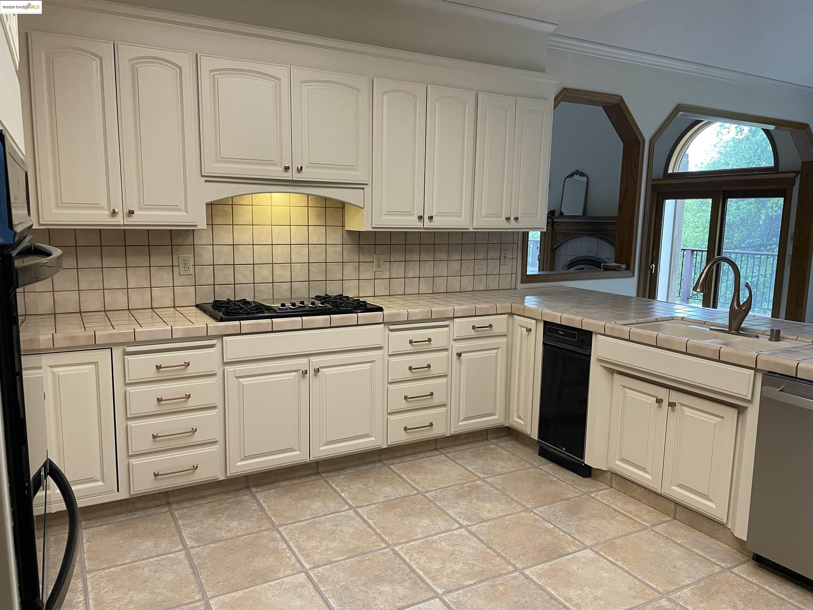 Sonora, California, 95370, United States, 4 Bedrooms Bedrooms, ,3 BathroomsBathrooms,Residential,For Sale,1976244