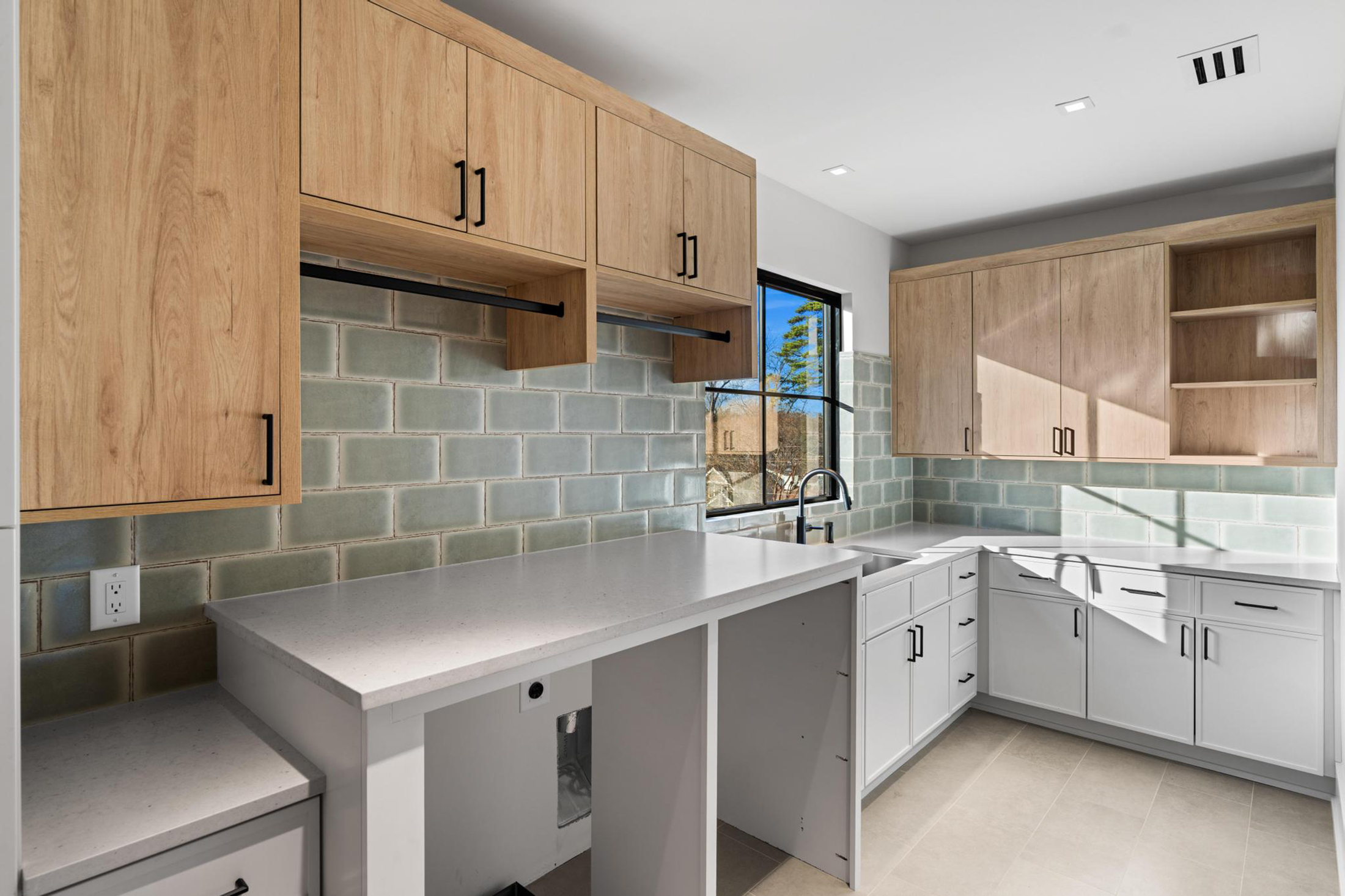  New Construction Transitional Home in the Heart of Morningside - 物件實景